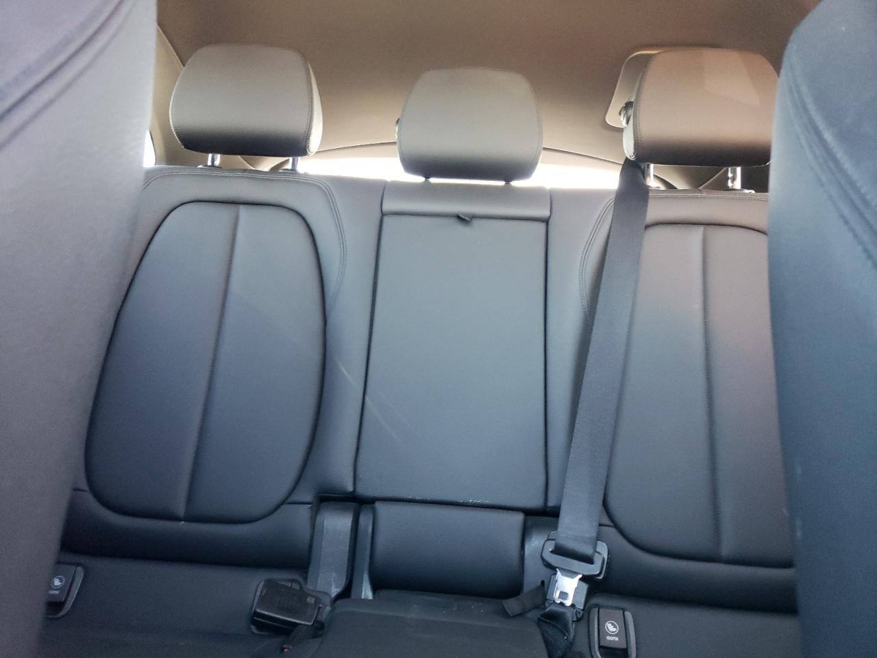 2017 BMW X1 - Image 10