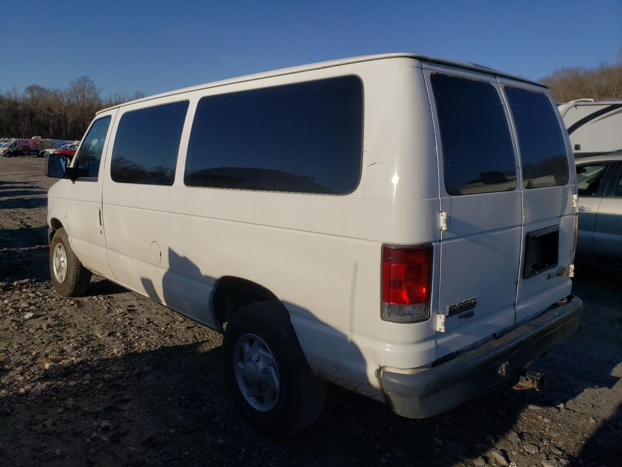 2012 Ford Econoline - Image 2