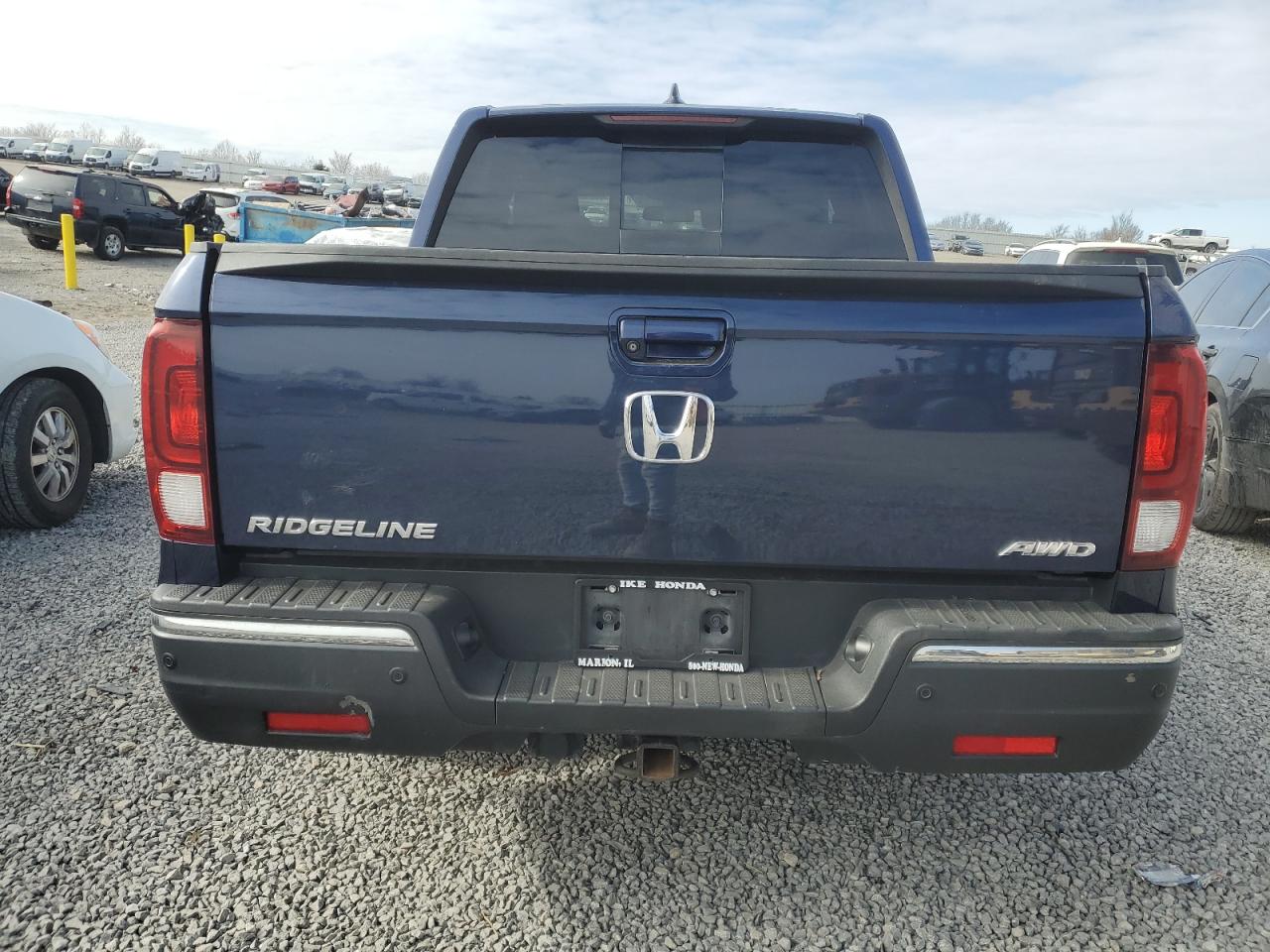 2018 Honda Ridgeline - Image 6