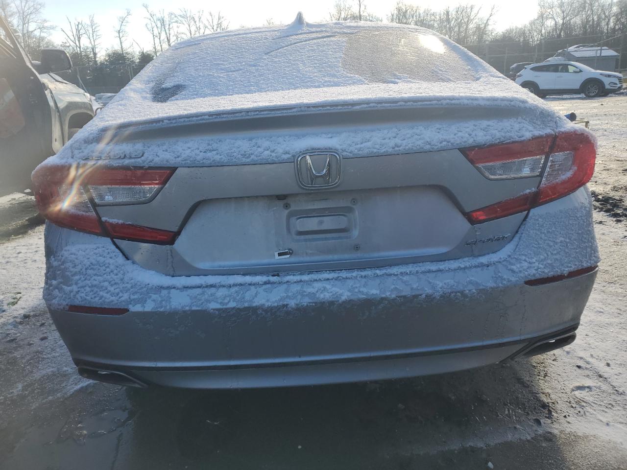 2020 Honda Accord - Image 6