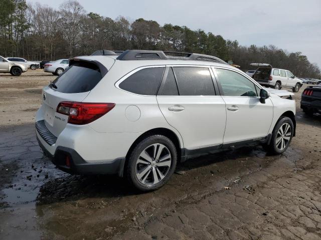  SUBARU OUTBACK 2018 Белый