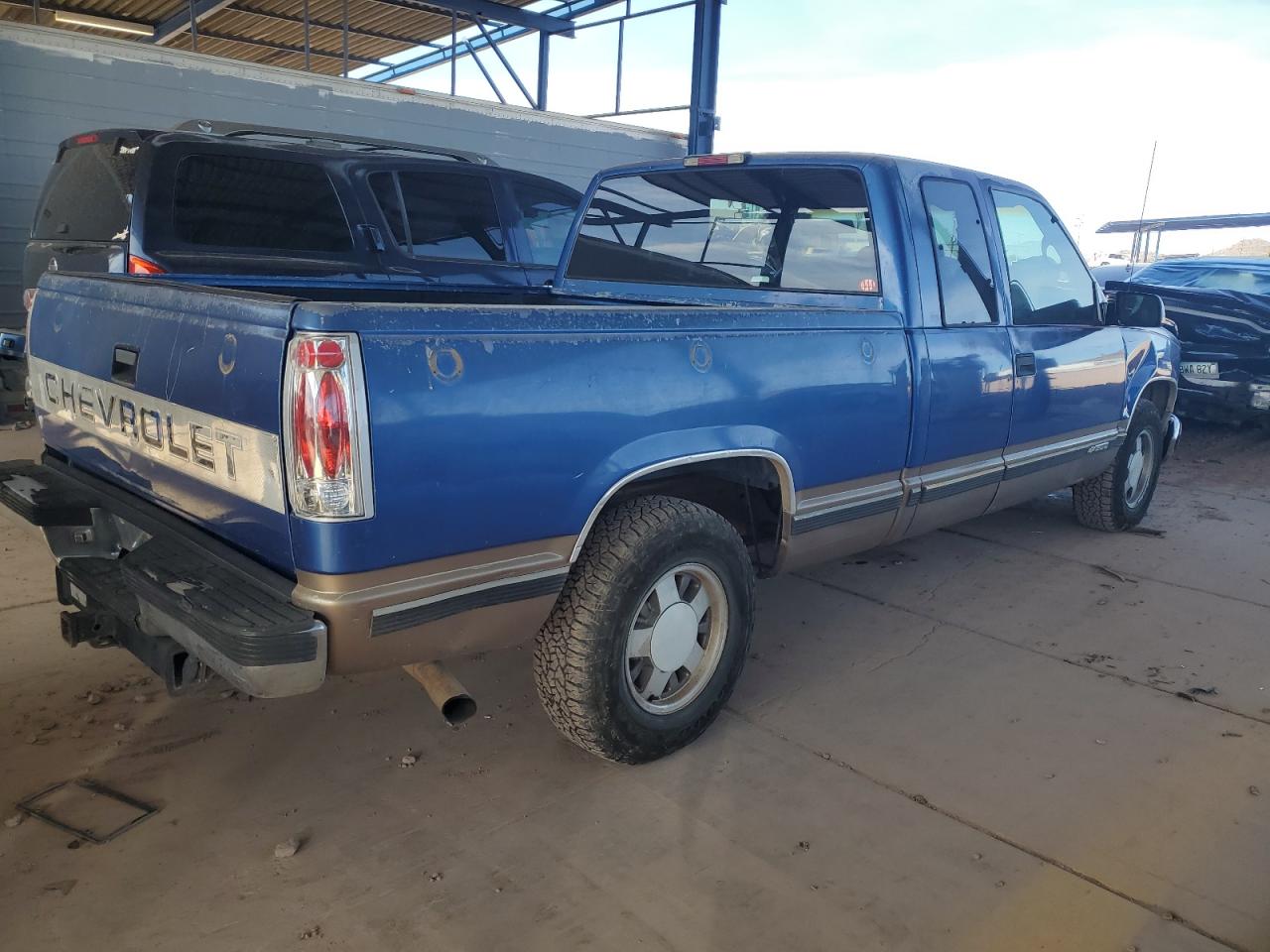 1997 Chevrolet GMT-400 - Image 3