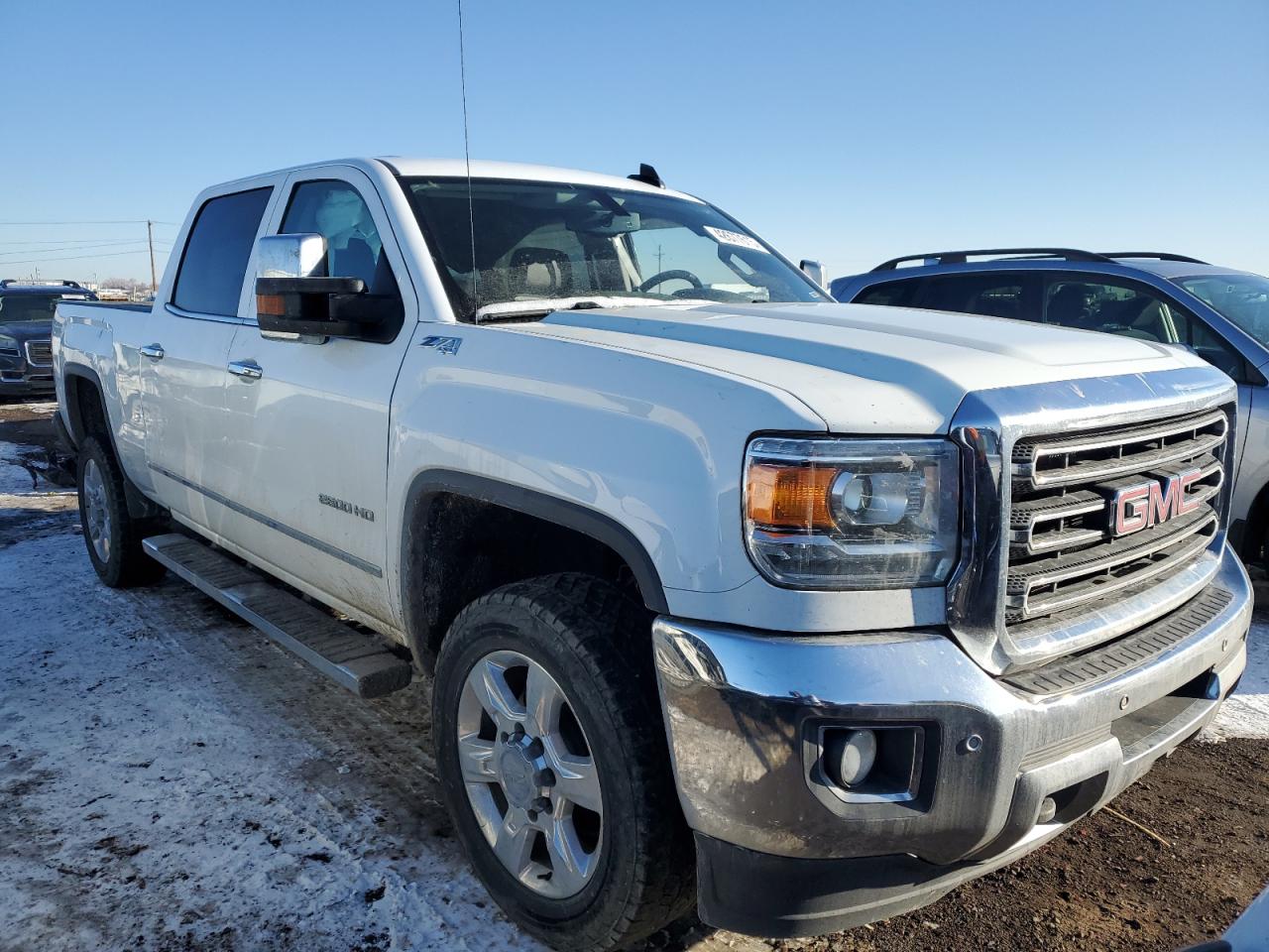 2017 GMC Sierra - Image 4