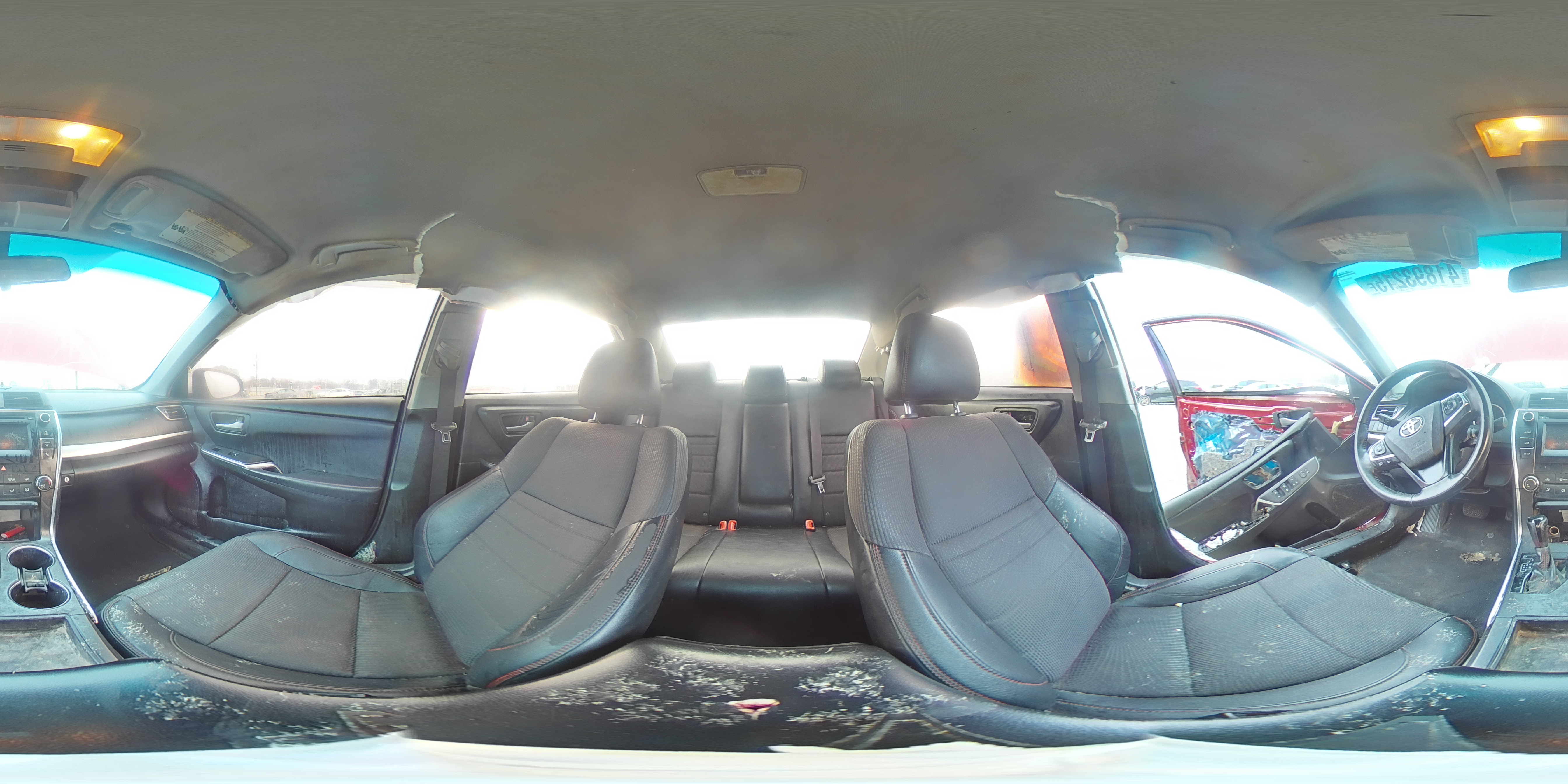 2016 Toyota Camry - Image 13