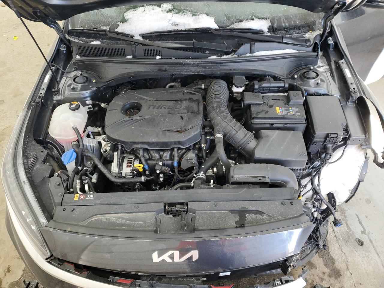 2024 Kia Forte - Image 11