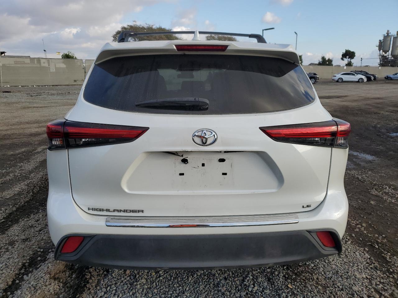 2020 Toyota Highlander - Image 6