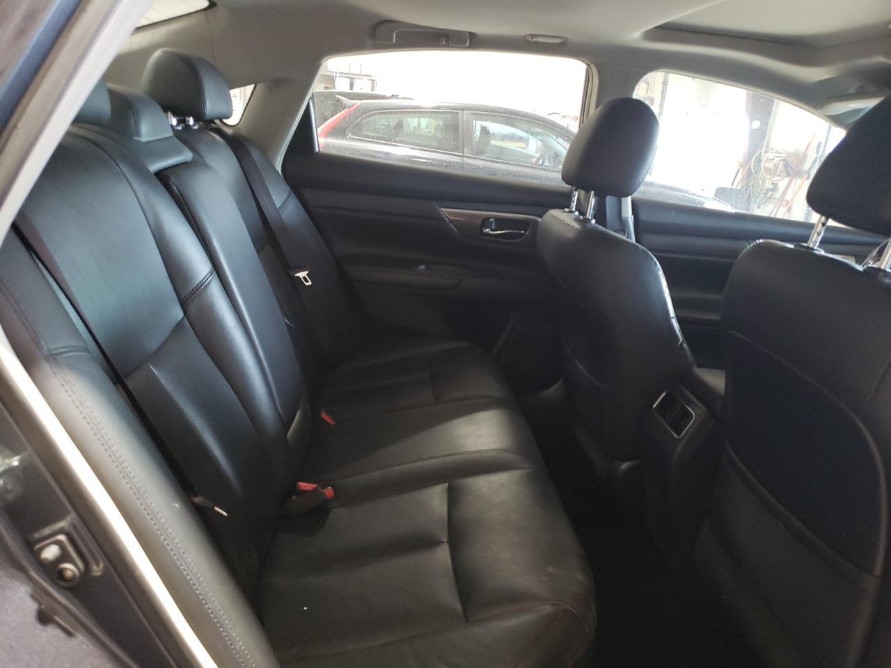 2013 Nissan Altima - Image 10