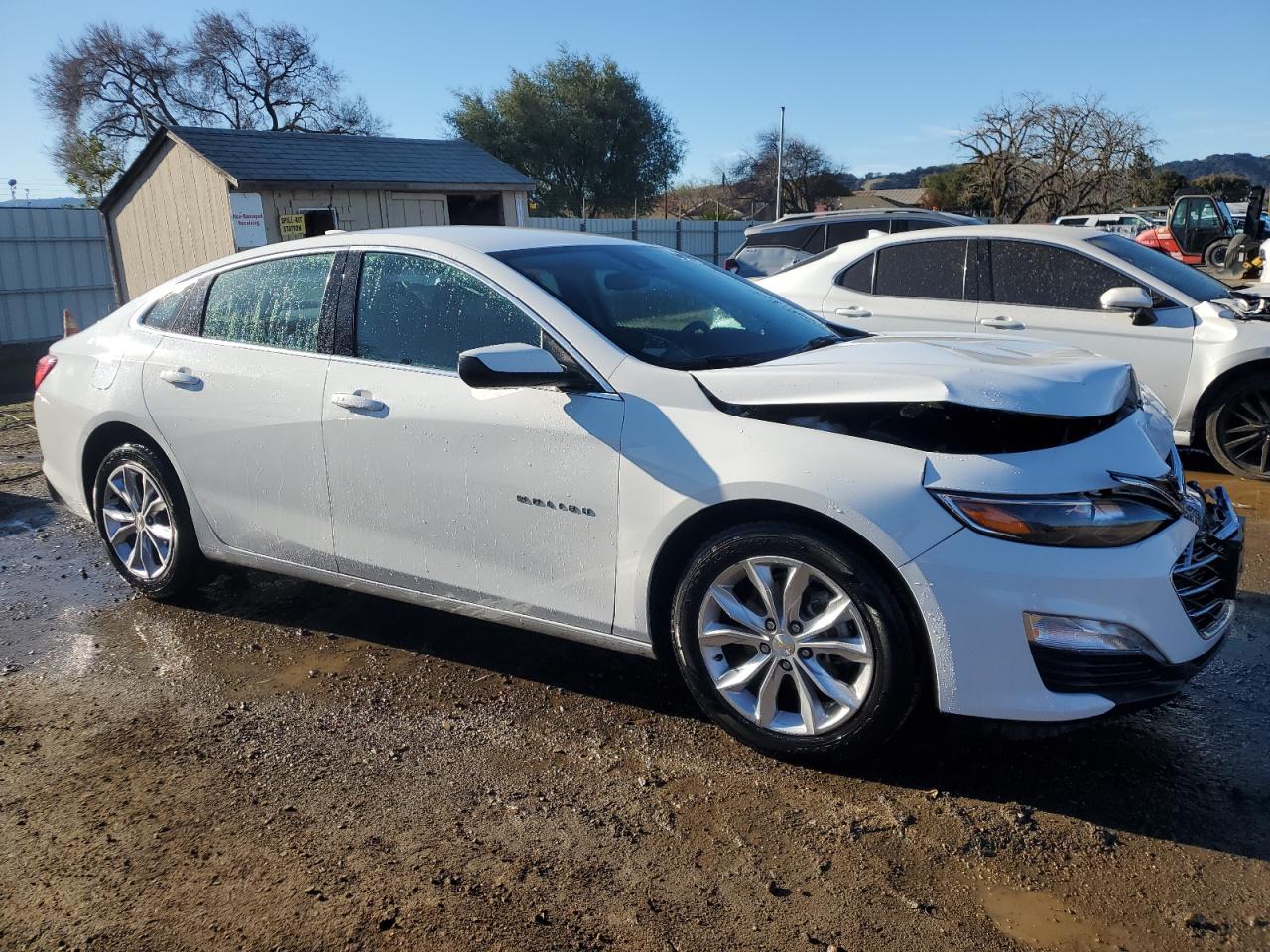 2023 Chevrolet Malibu - Image 4