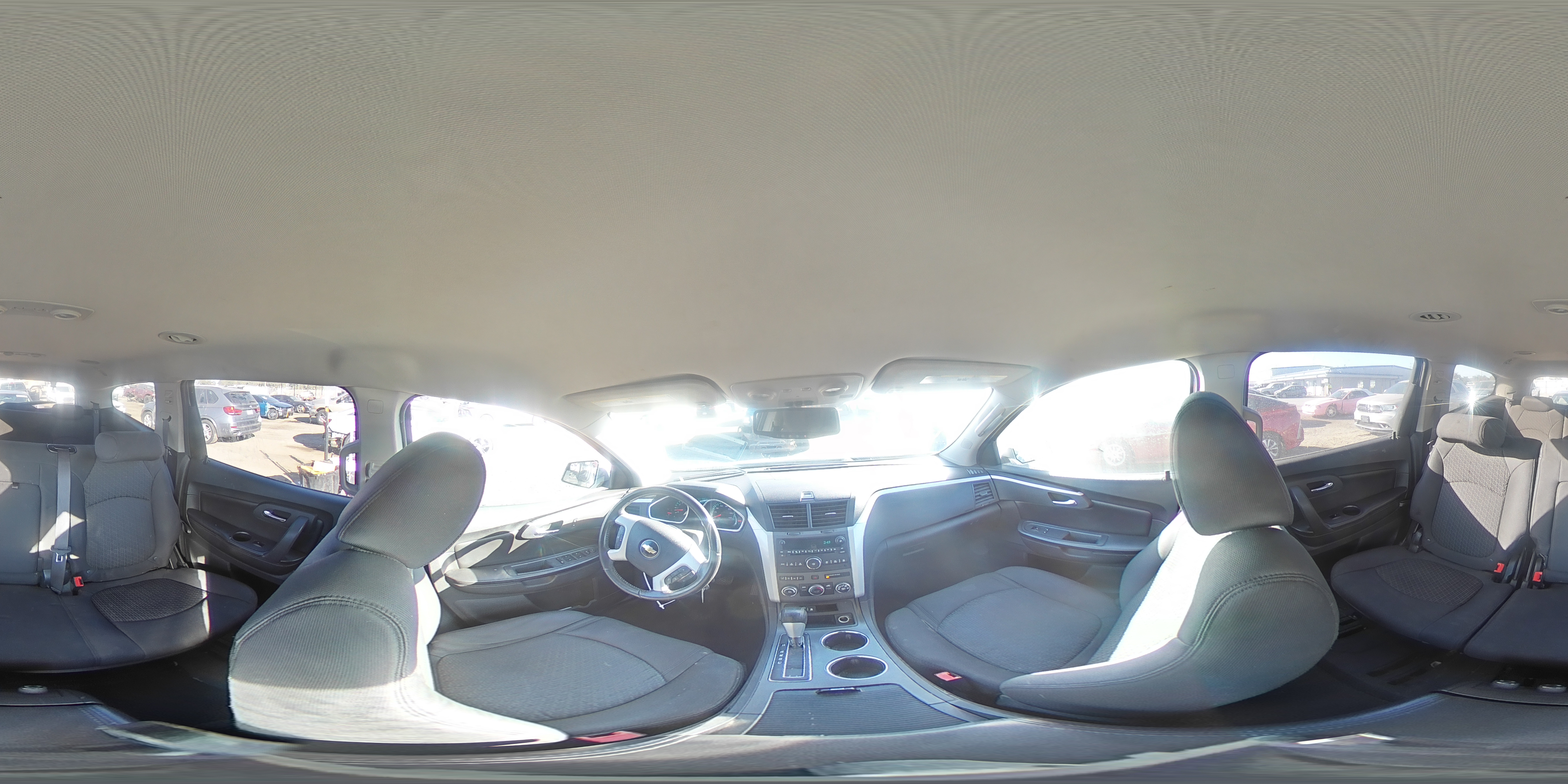 2011 Chevrolet Traverse - Image 14