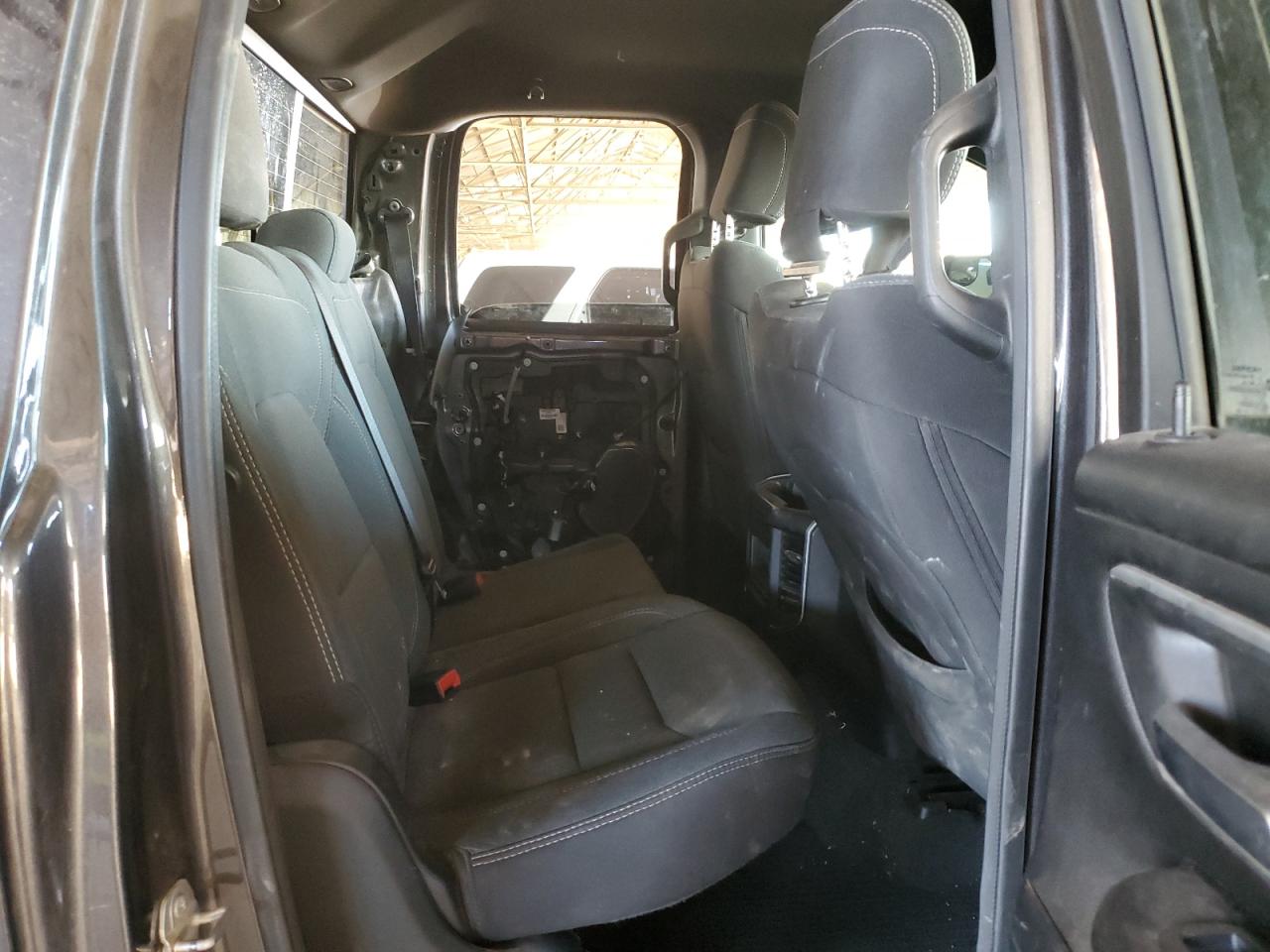 2022 RAM 1500 - Image 10