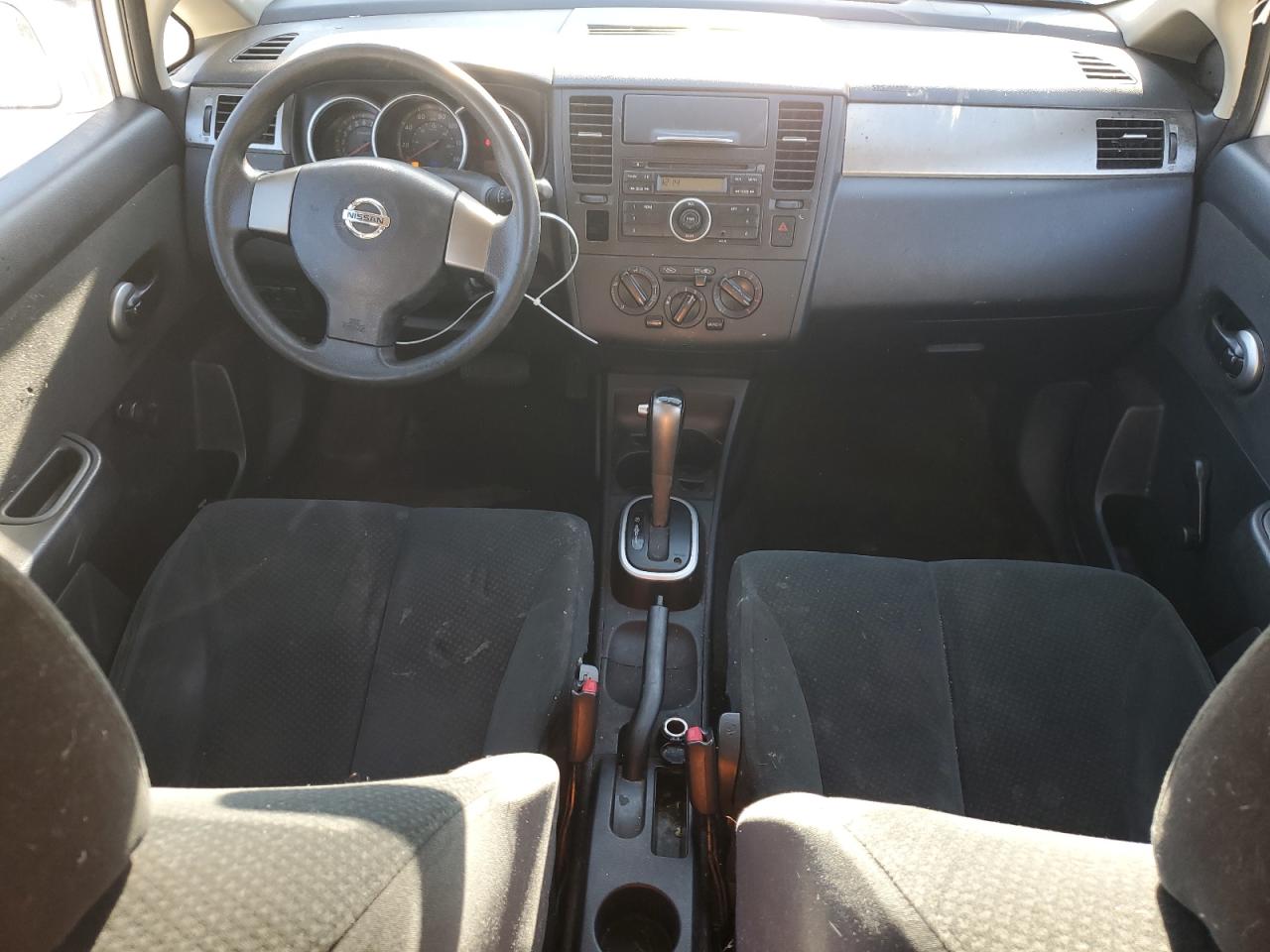 2011 Nissan Versa - Image 8