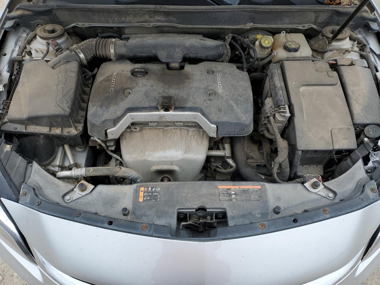 2016 Chevrolet Malibu - Image 11