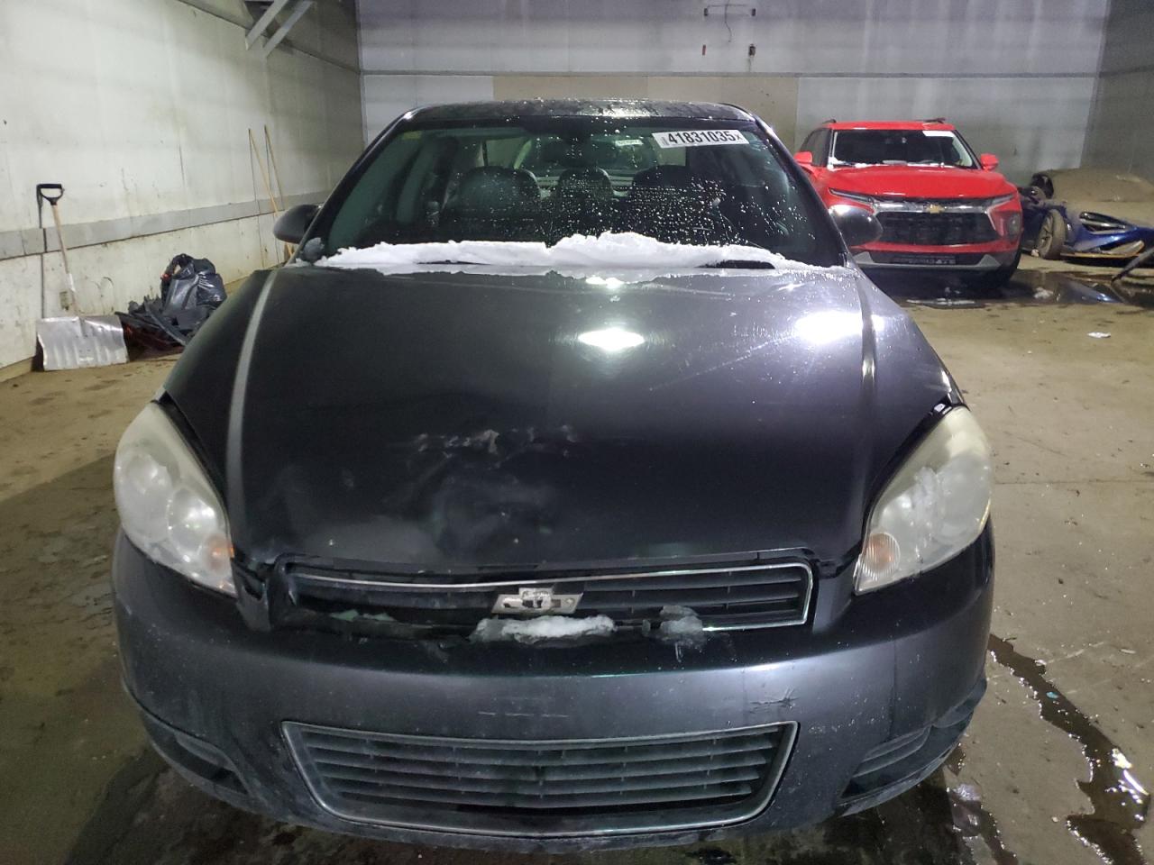 2010 Chevrolet Impala - Image 5