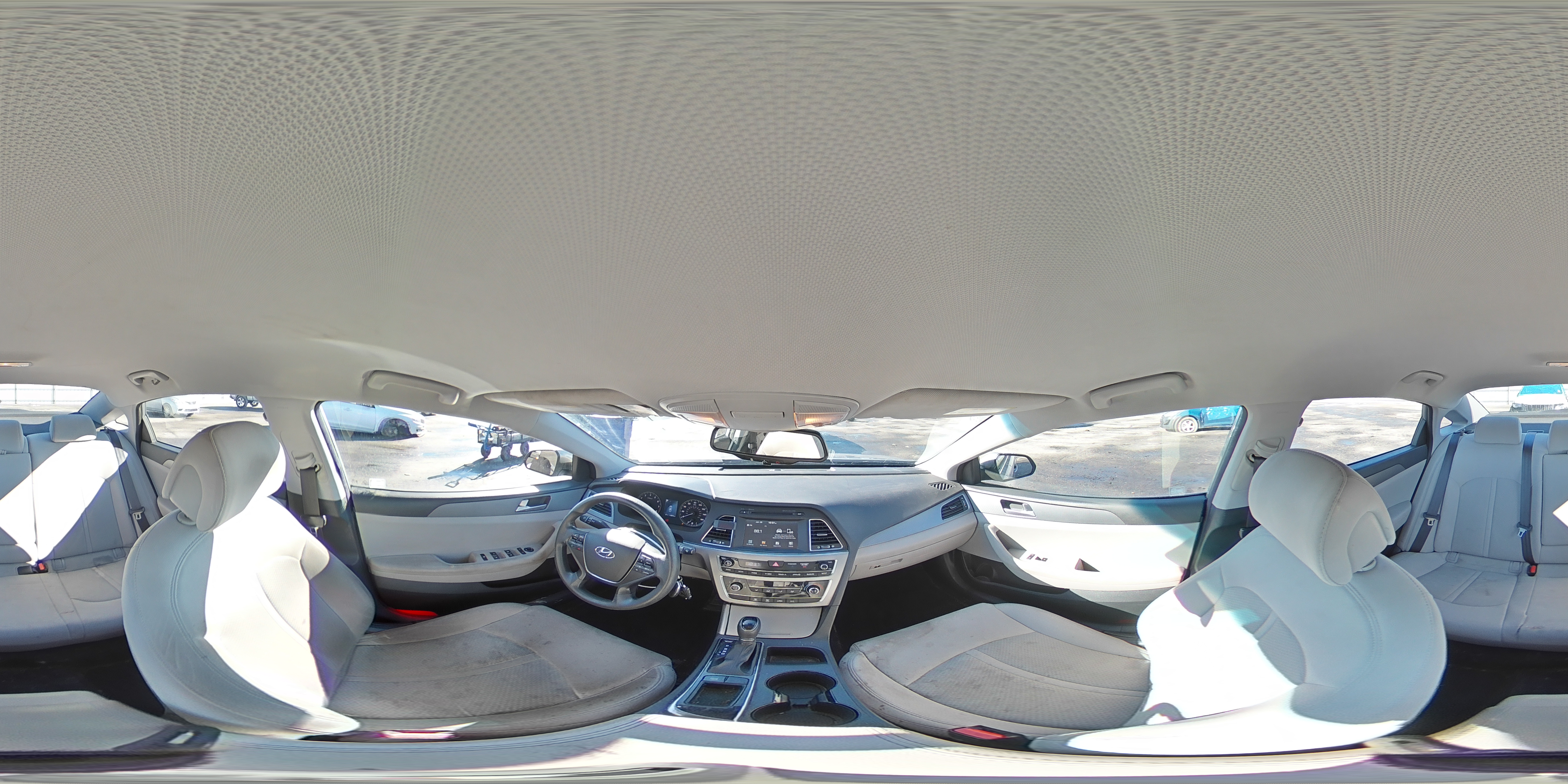 2016 Hyundai Sonata - Image 13