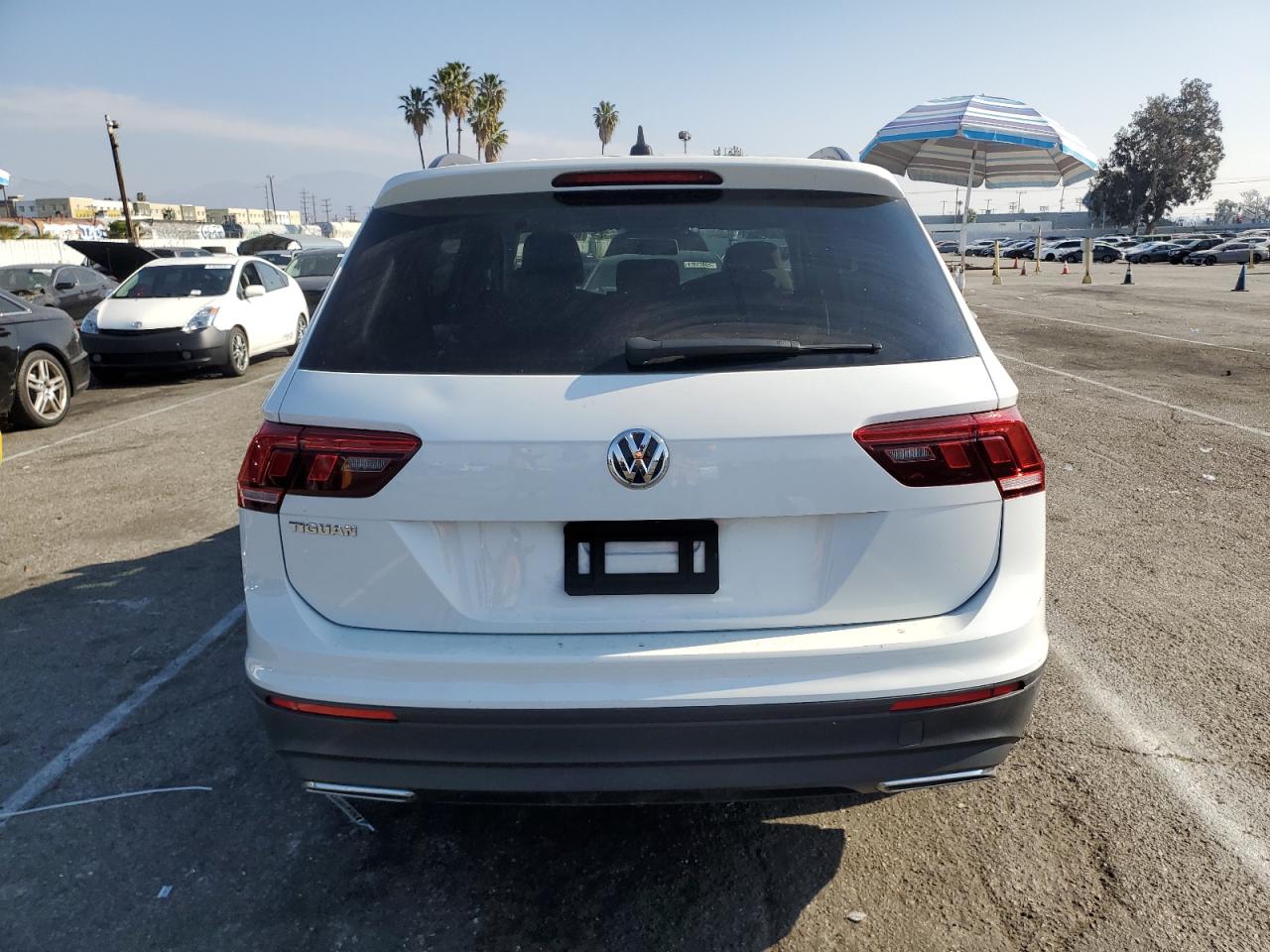 2021 Volkswagen Tiguan - Image 6