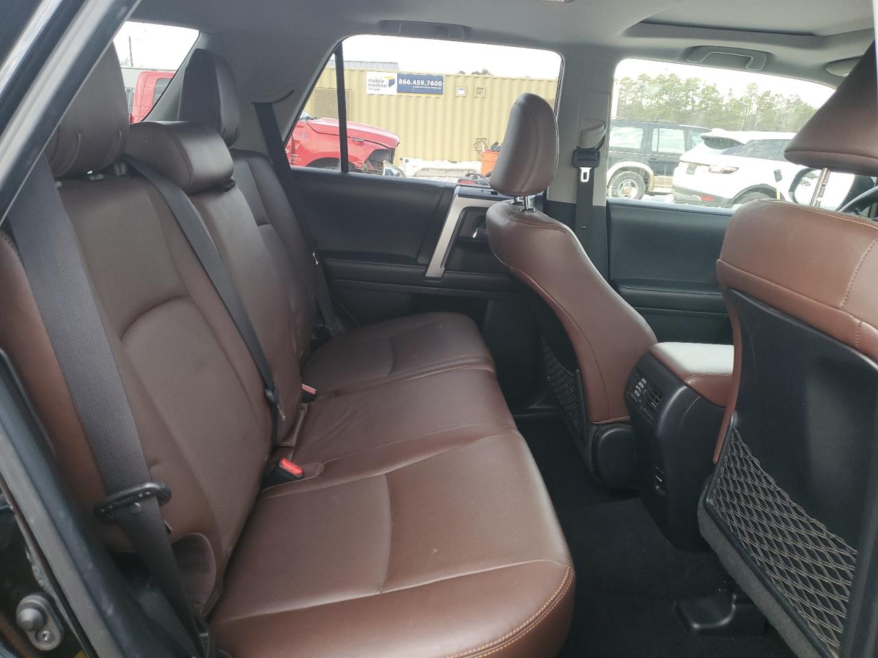2018 Toyota 4Runner - Image 11