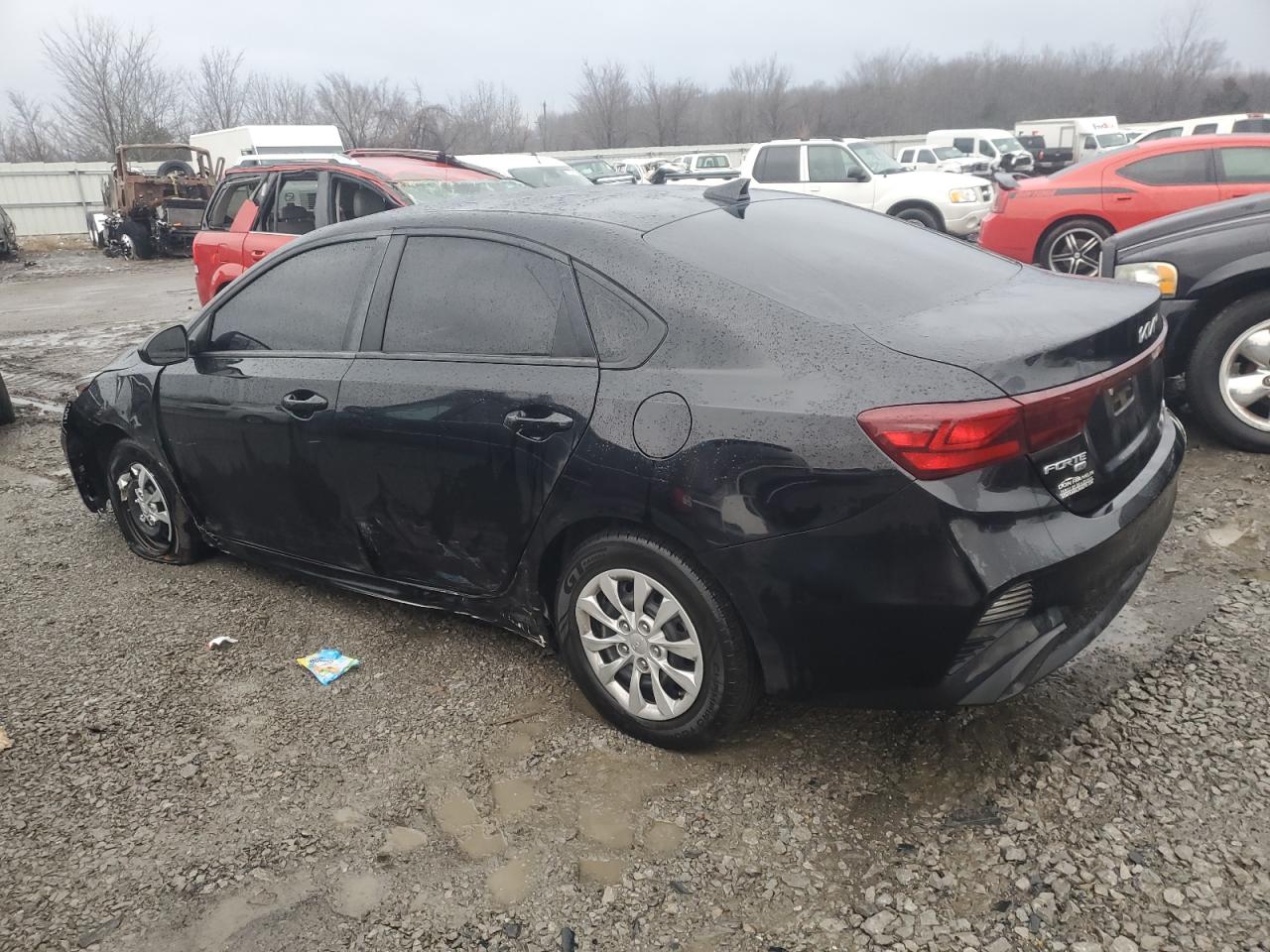 2022 Kia Forte - Image 2