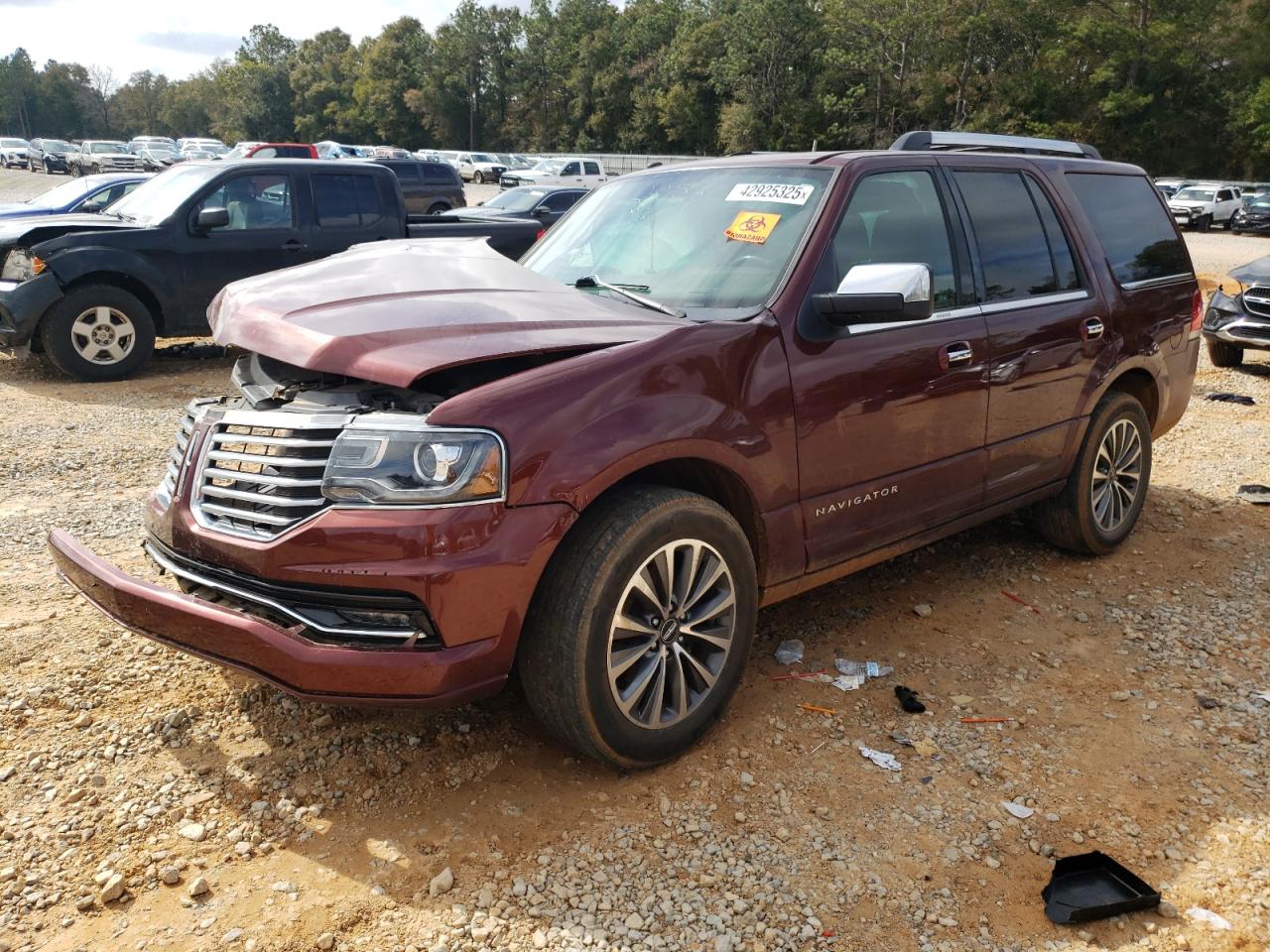 2016 Lincoln Navigator - Image 1