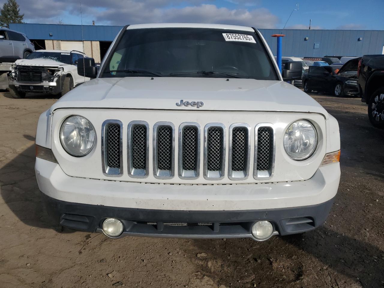 VIN 1C4NJPFA2GD621013 2016 JEEP PATRIOT no.5