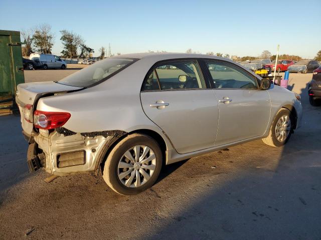  TOYOTA COROLLA 2013 Silver