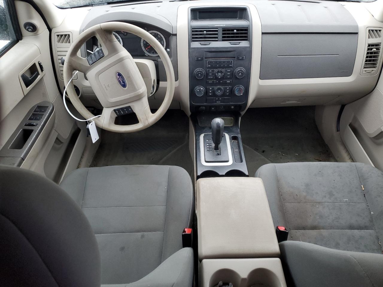 2010 Ford Escape - Image 8