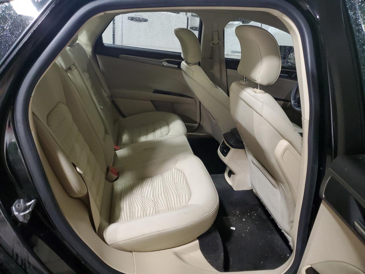 2016 Ford Fusion - Image 10