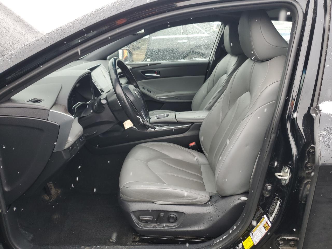 2020 Toyota Avalon - Image 7