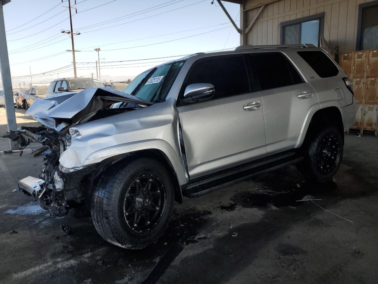 2015 Toyota 4Runner - Image 1