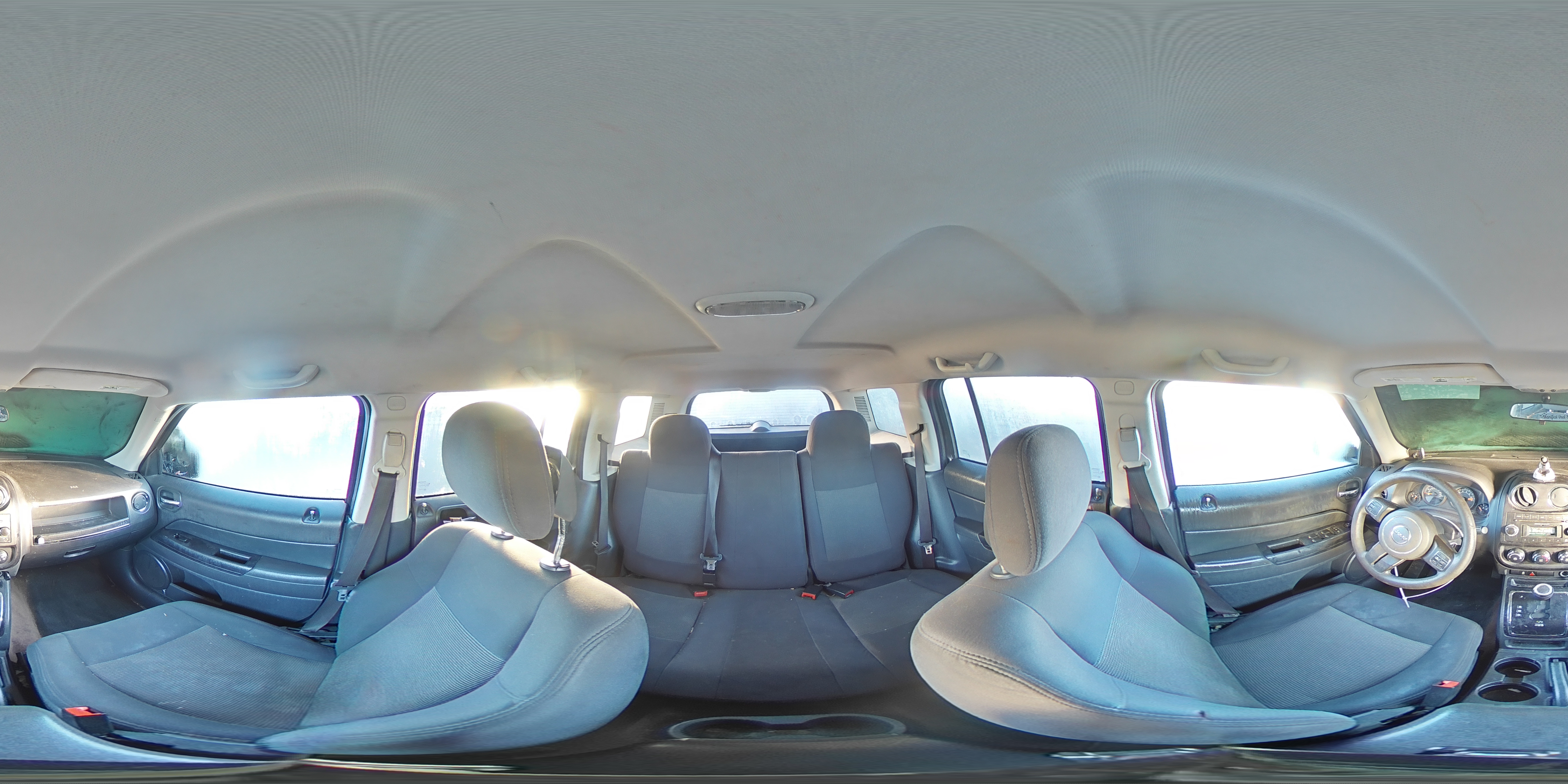 2014 Jeep Liberty (Patriot) - Image 14