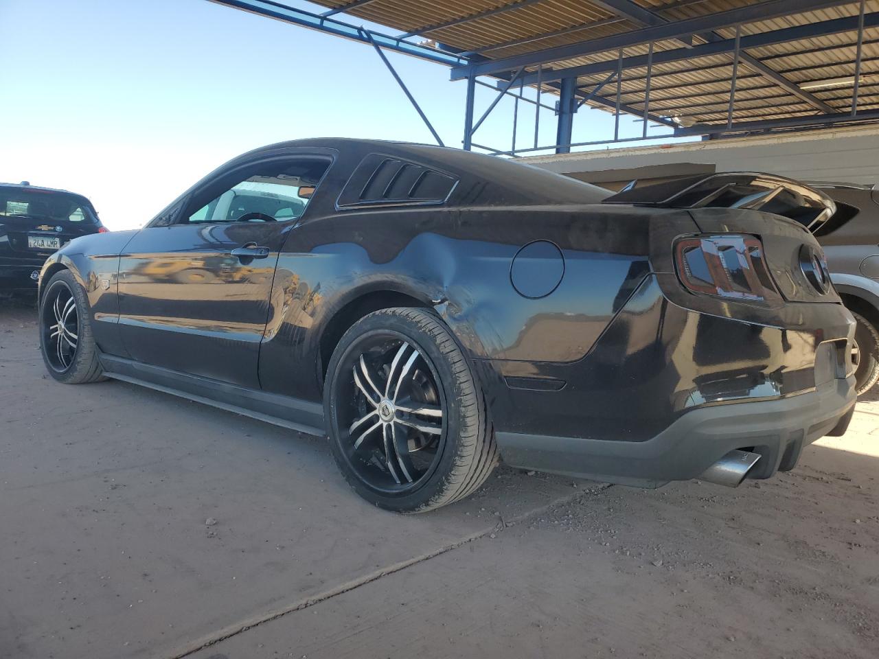 2011 Ford Mustang - Image 2
