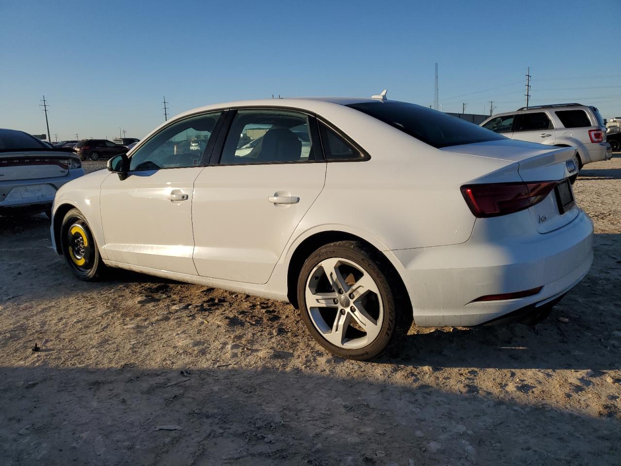 VIN WAUAUGFF1H1039289 2017 AUDI A3 no.2