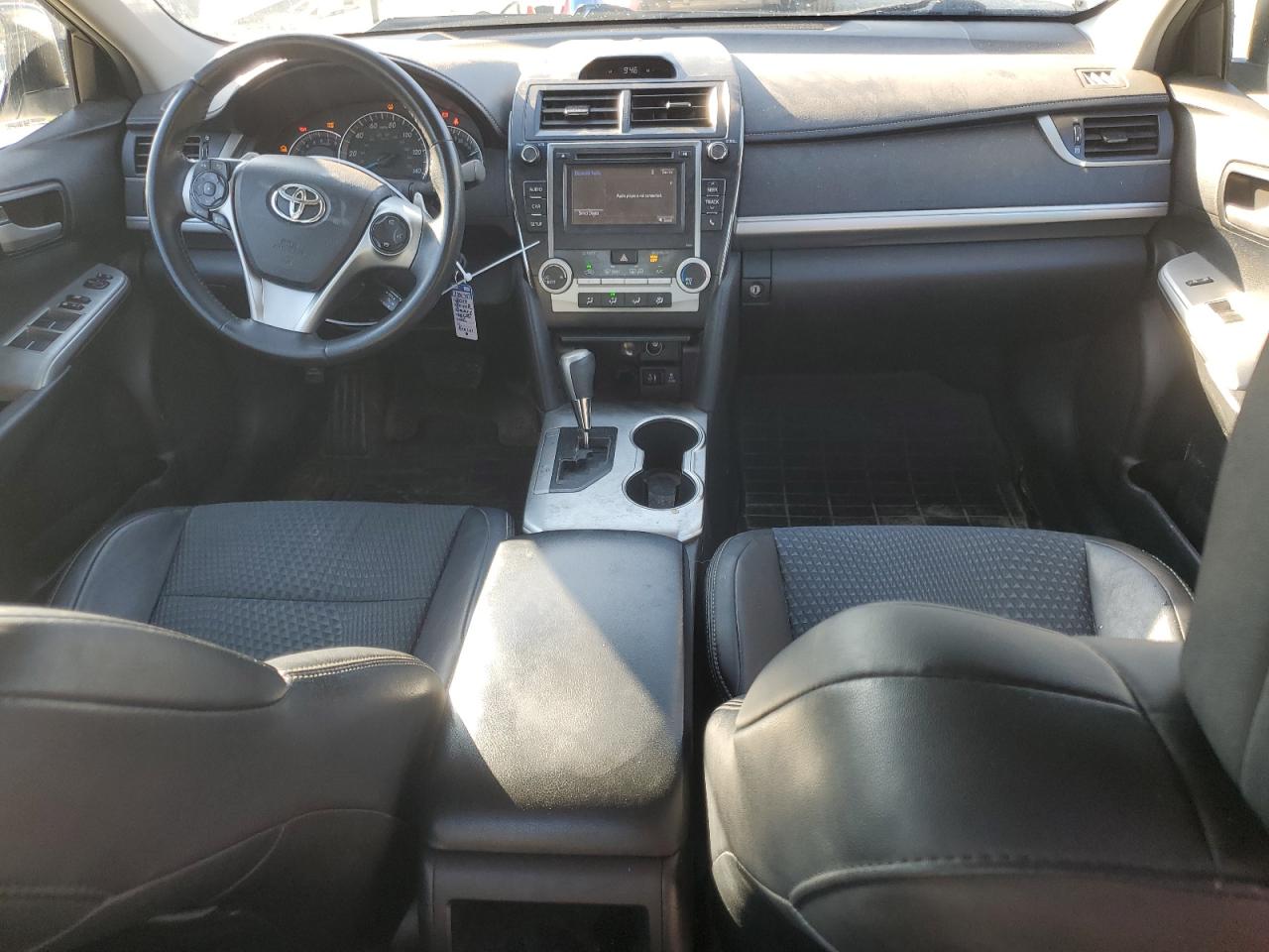 2014 Toyota Camry - Image 8