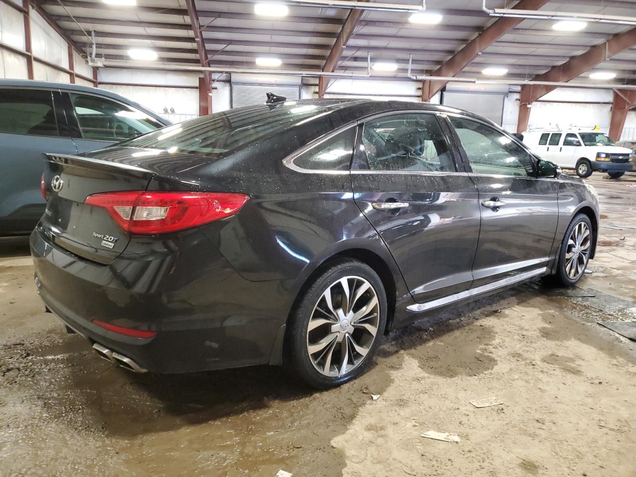 2015 Hyundai Sonata - Image 3
