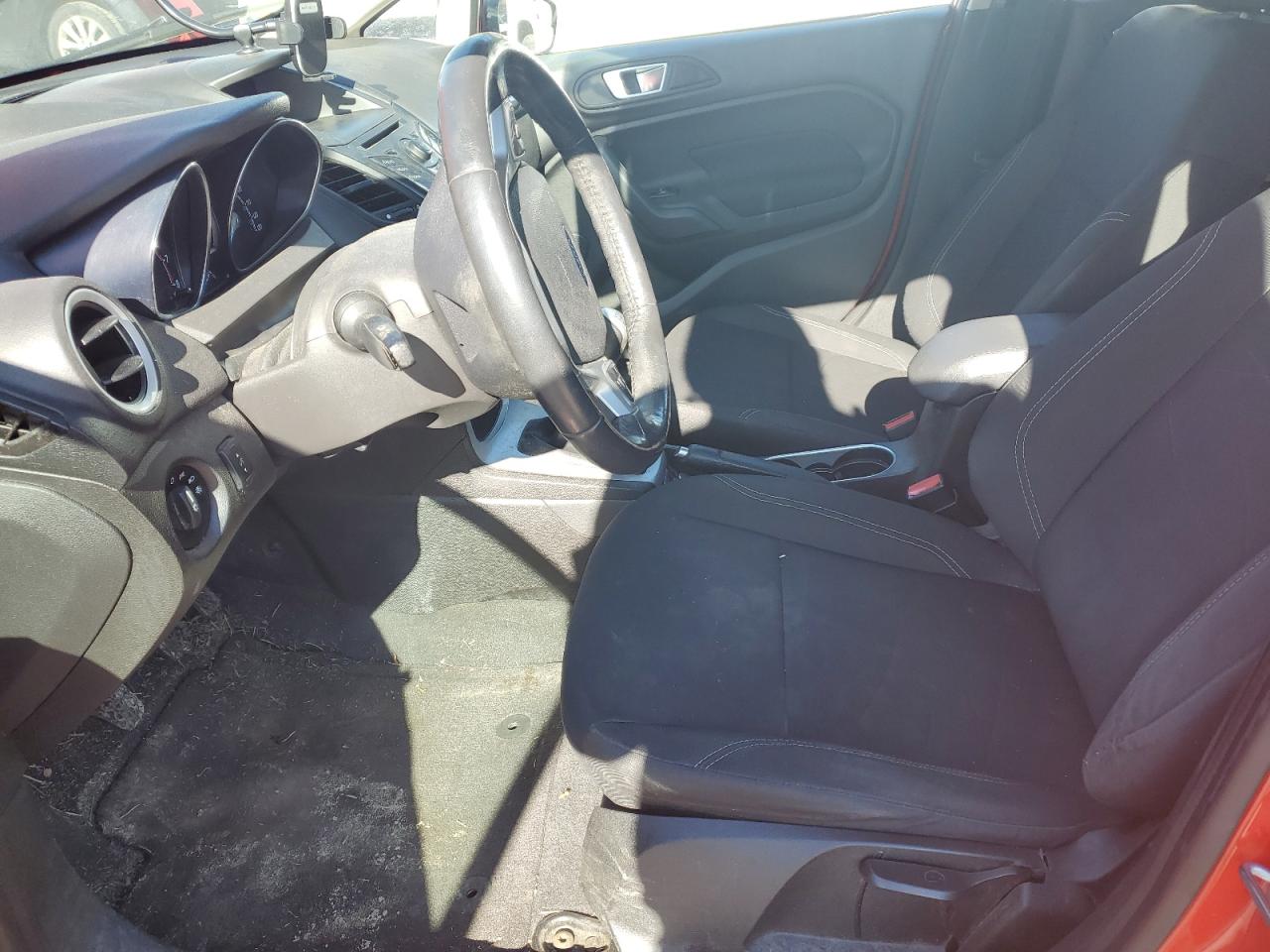 2015 Ford Fiesta - Image 7