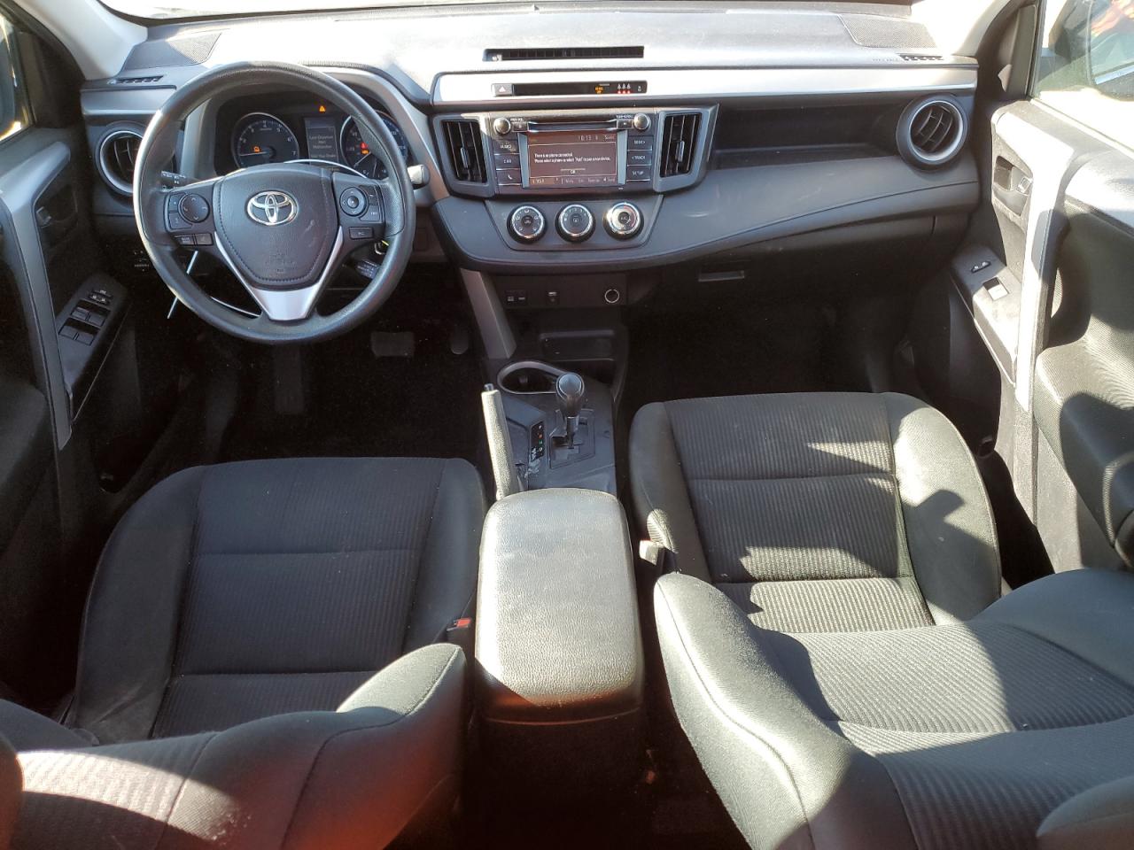 2018 Toyota RAV 4 - Image 8