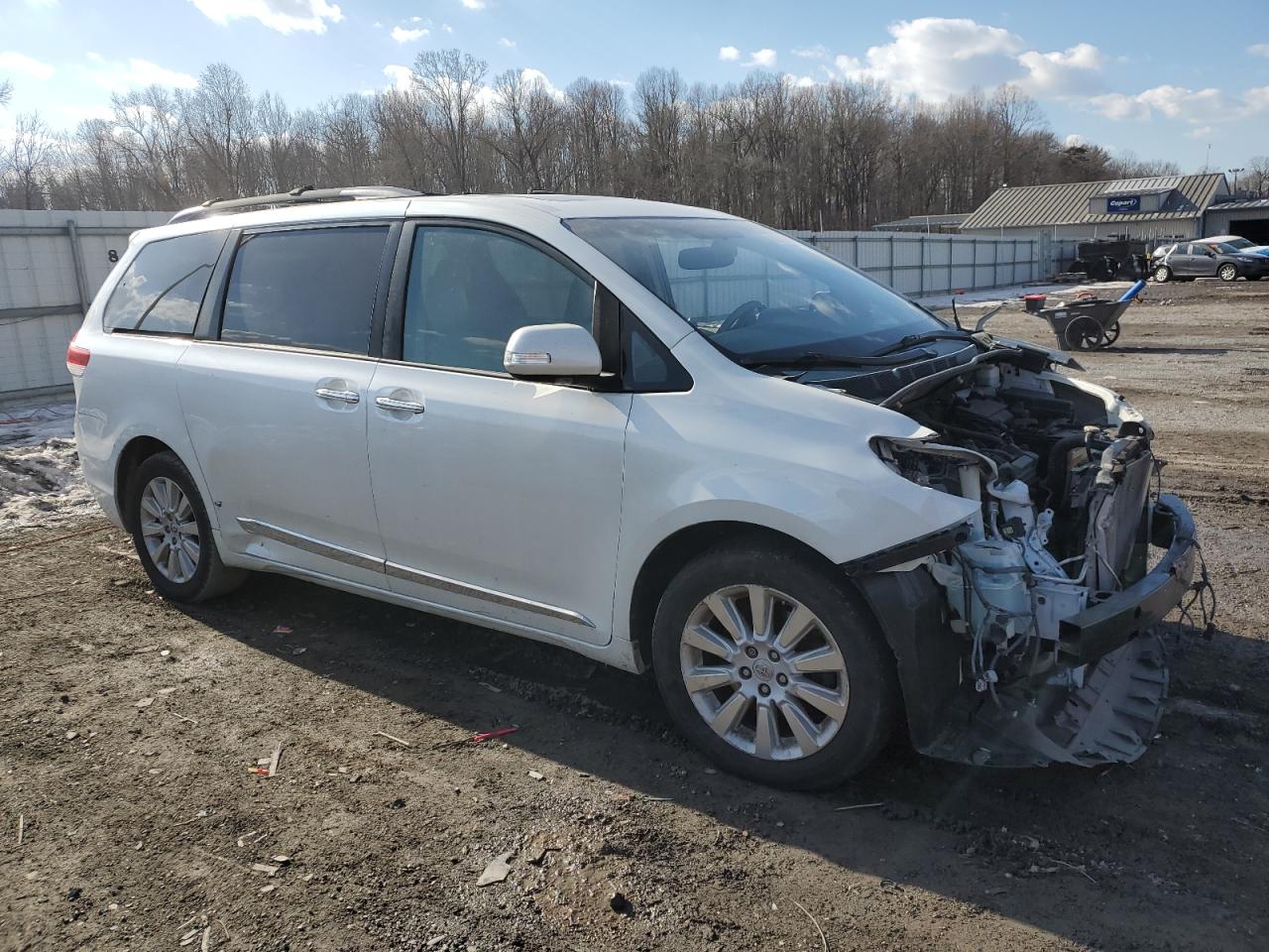 2013 Toyota Sienna - Image 4