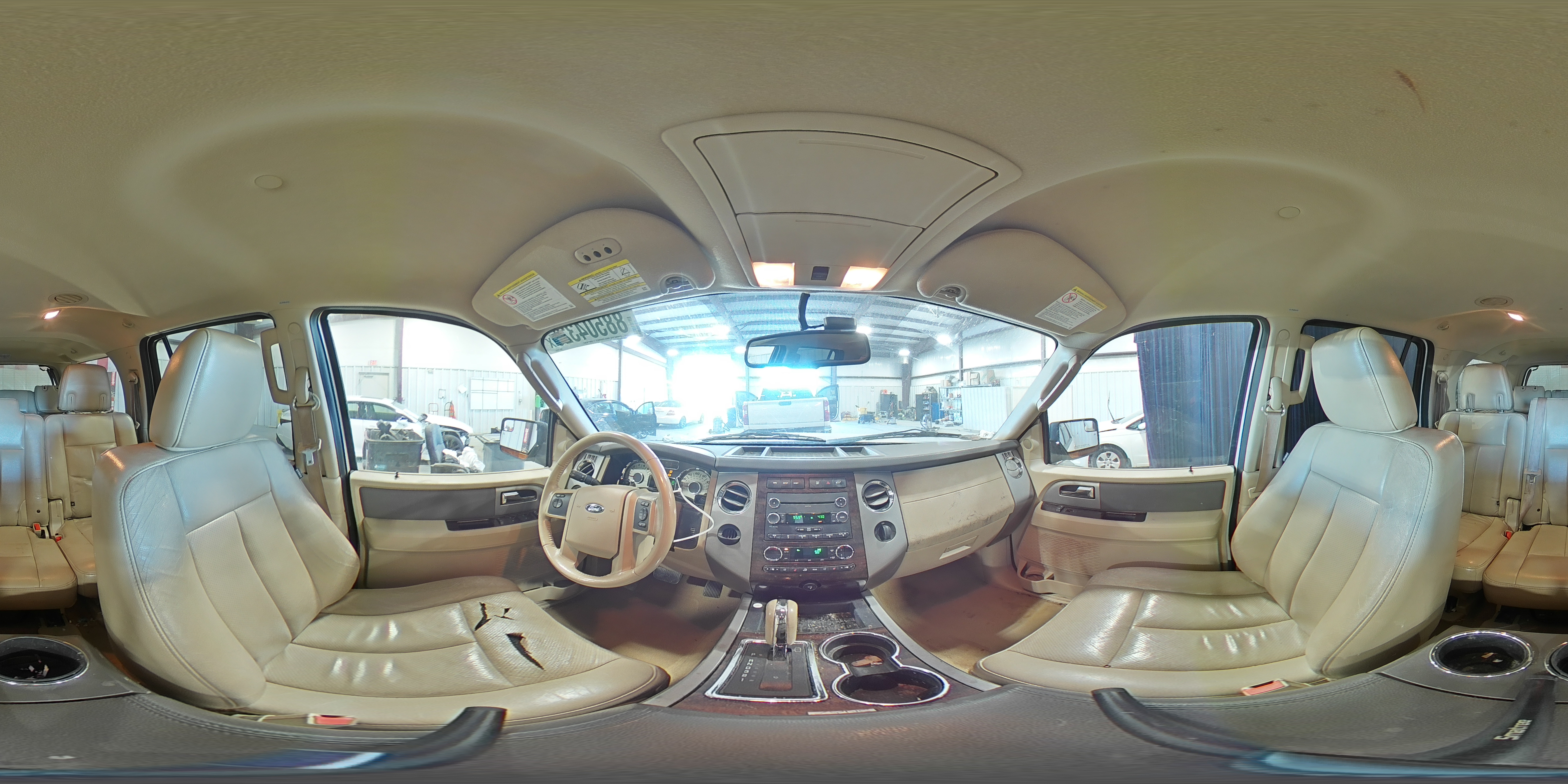 2012 Ford Expedition - Image 14
