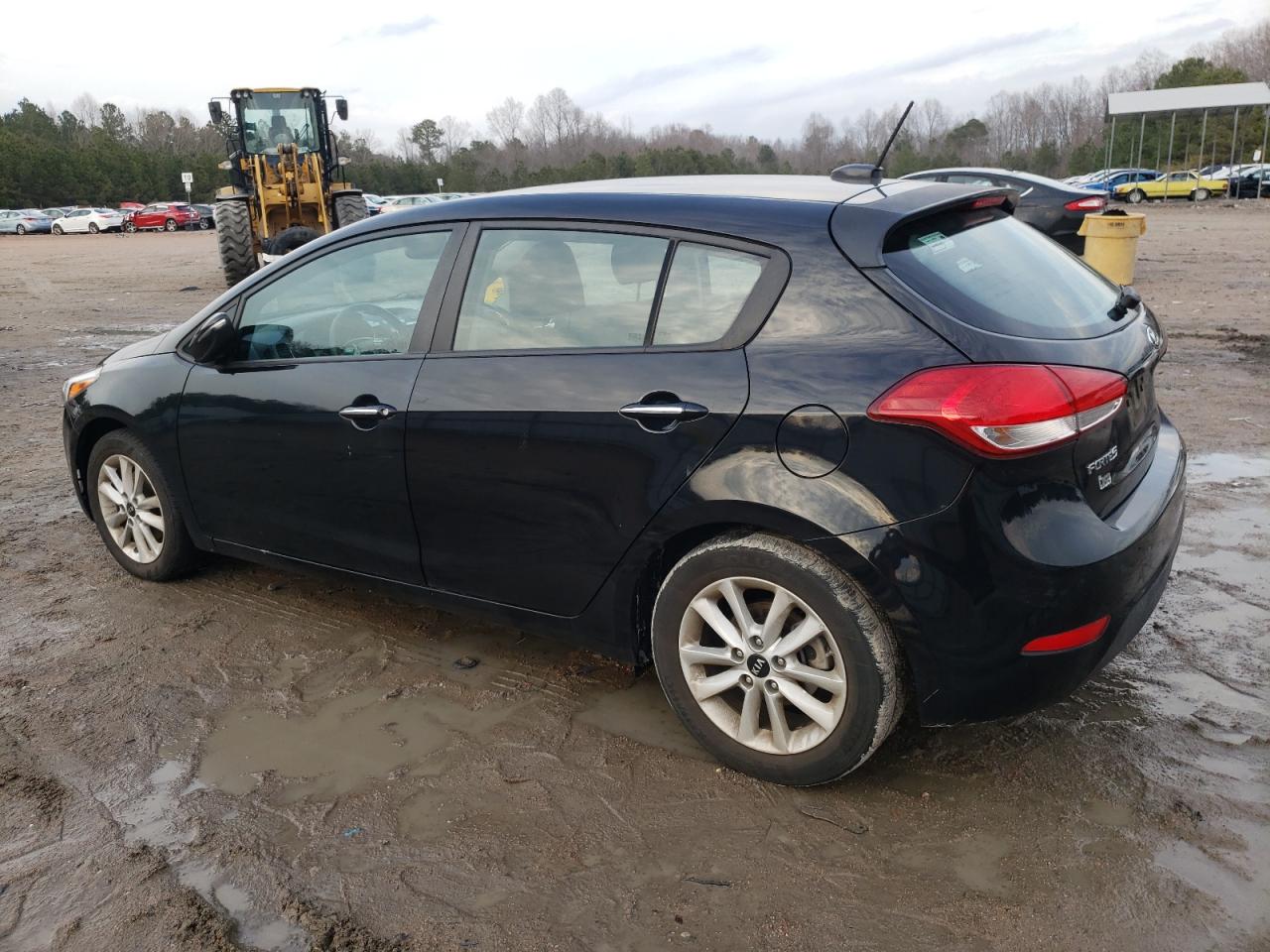 2017 Kia Forte - Image 2