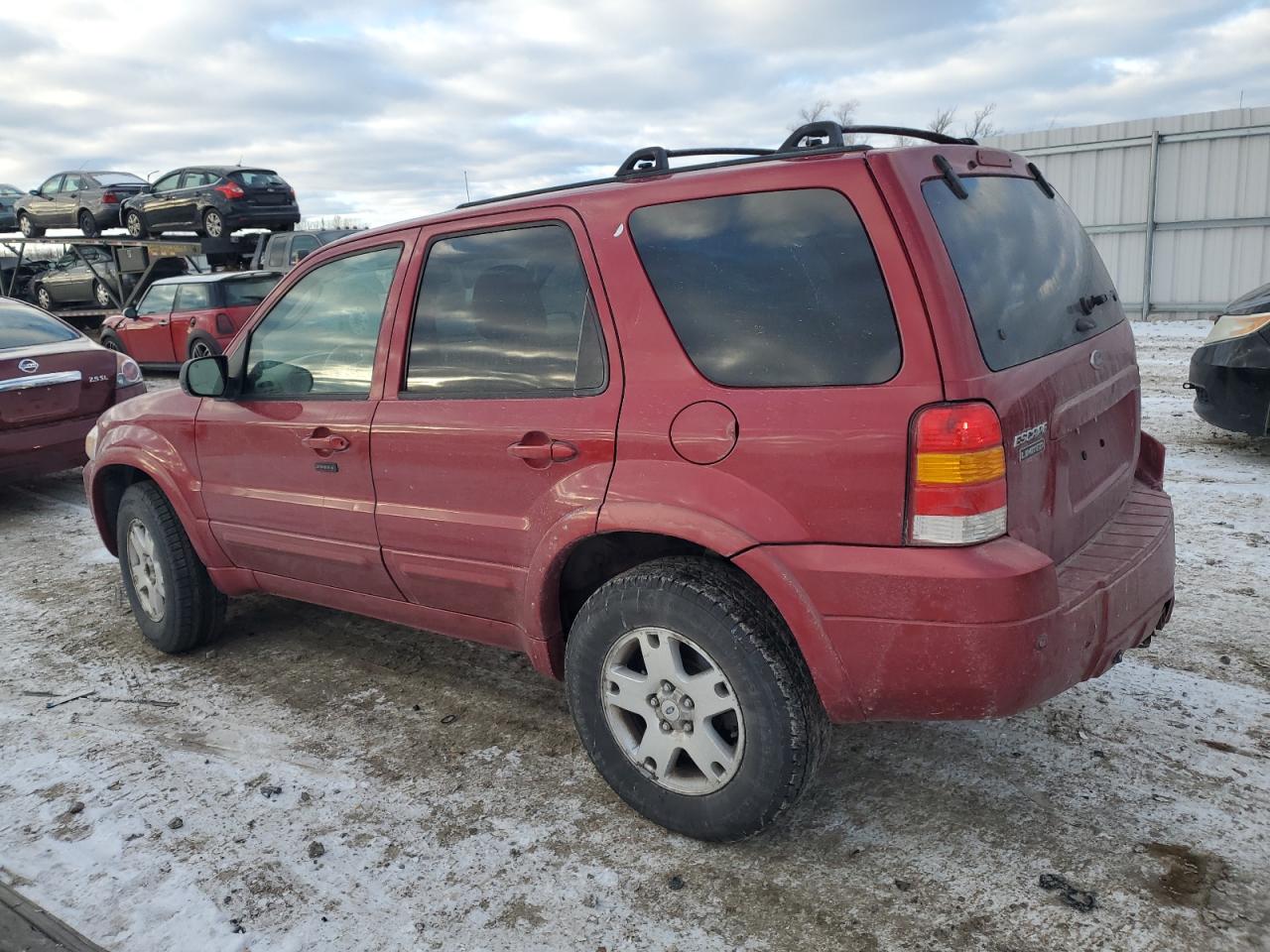 2007 Ford Escape - Image 2