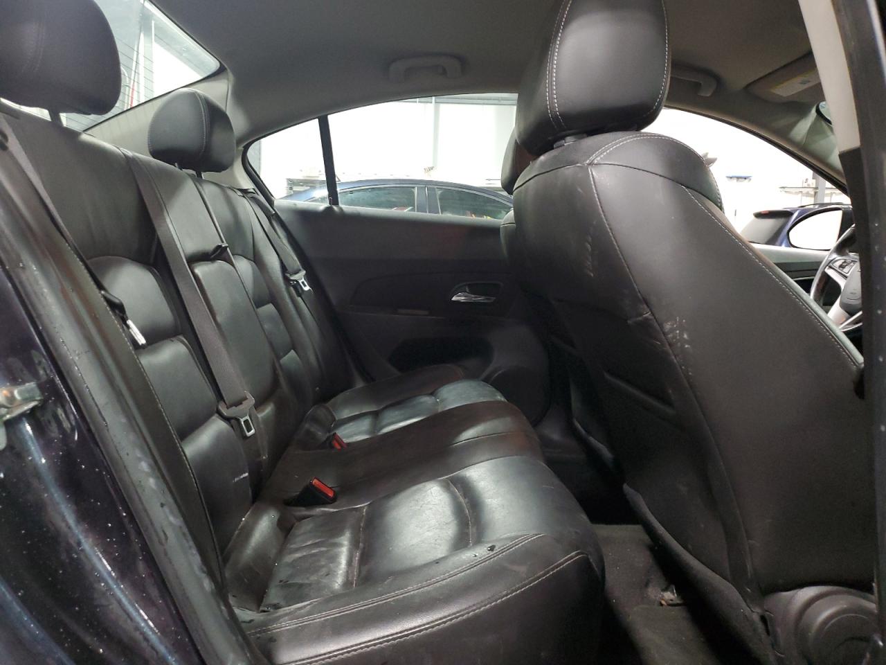 2014 Chevrolet Cruze - Image 10