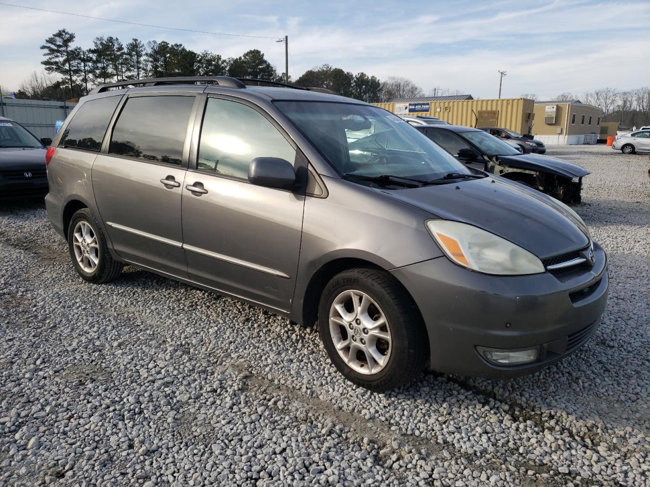 2005 Toyota Sienna - Image 4