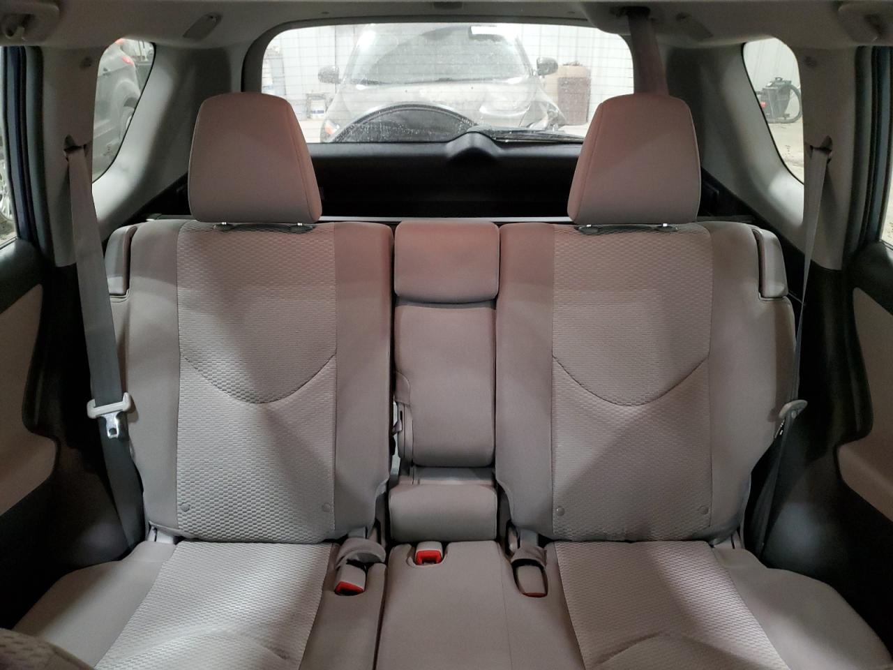 2012 Toyota RAV 4 - Image 10