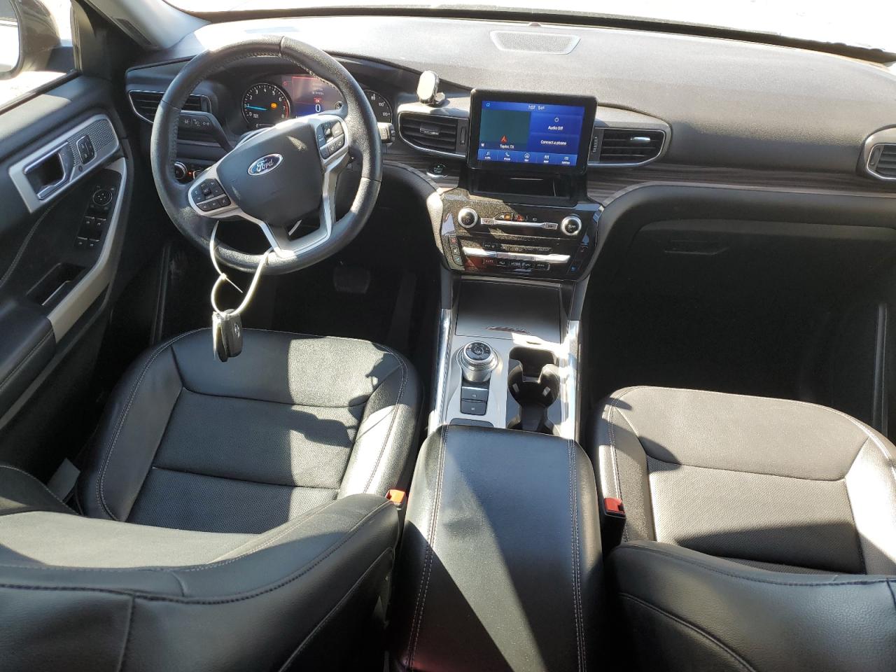 2021 Ford Explorer - Image 8