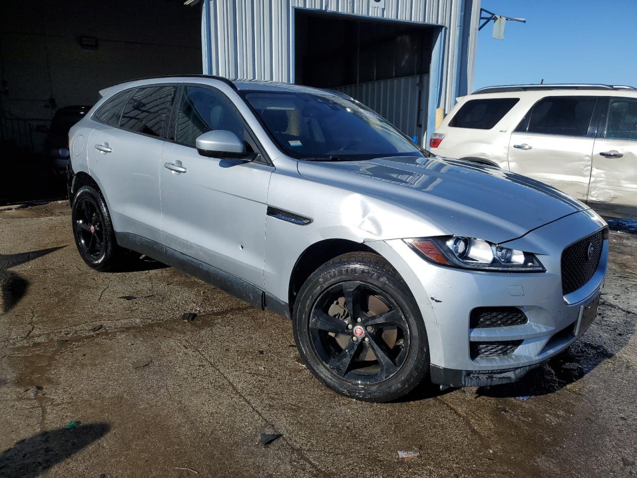 2017 Jaguar F-Pace - Image 4