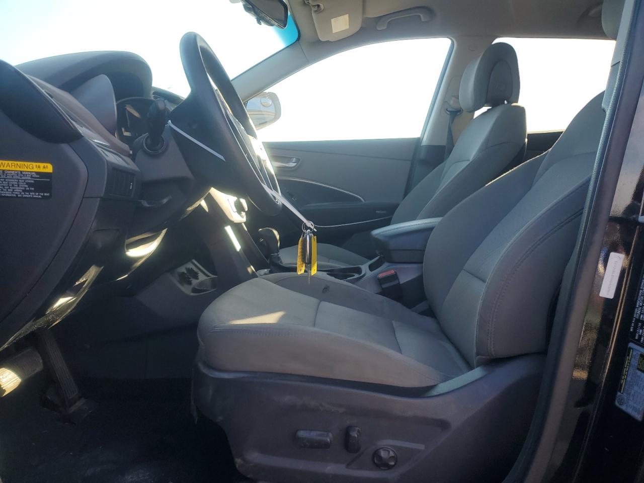 2017 Hyundai Santa Fe - Image 7