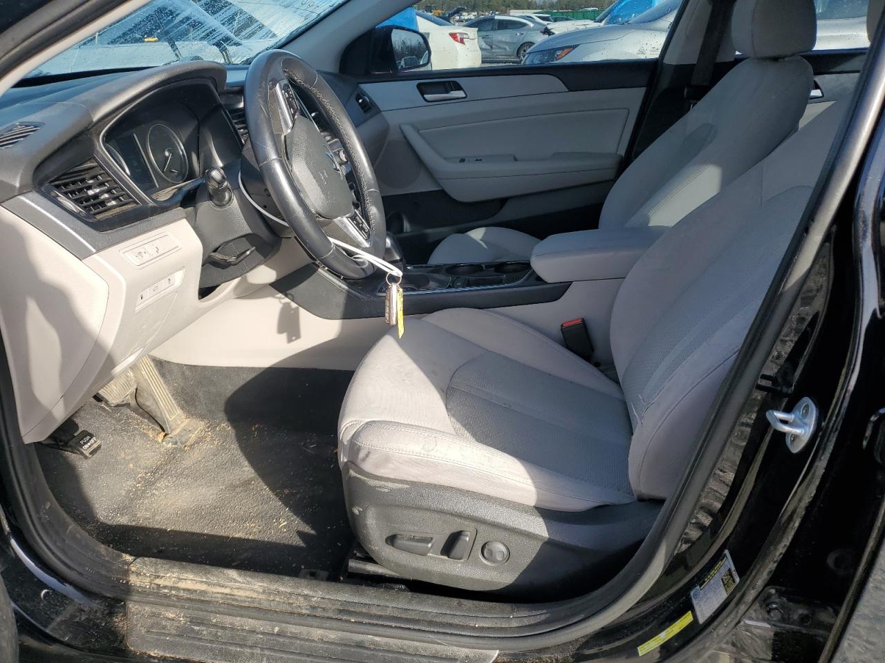 2018 Hyundai Sonata - Image 7