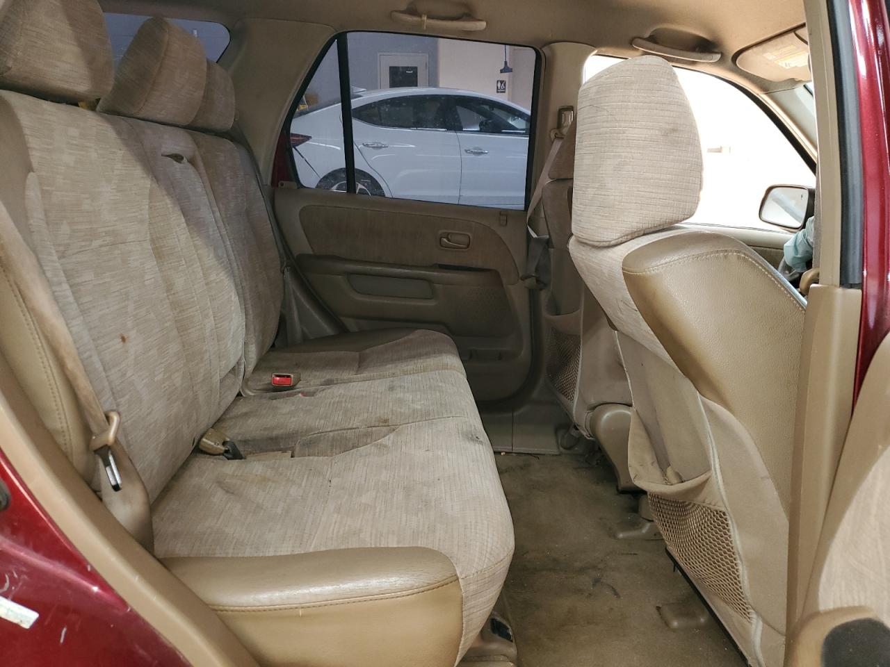 2004 Honda CR-V - Image 10