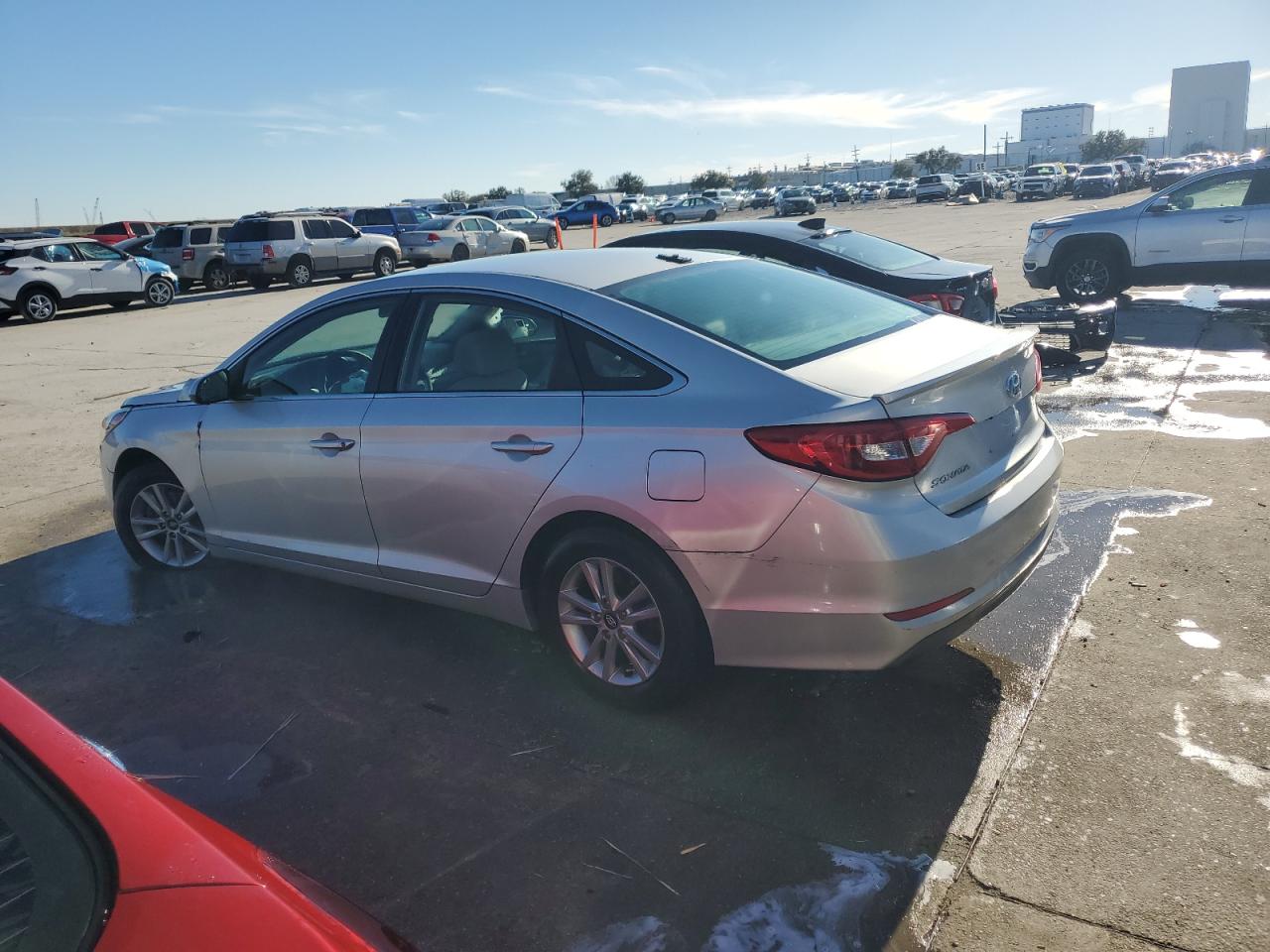 2016 Hyundai Sonata - Image 2