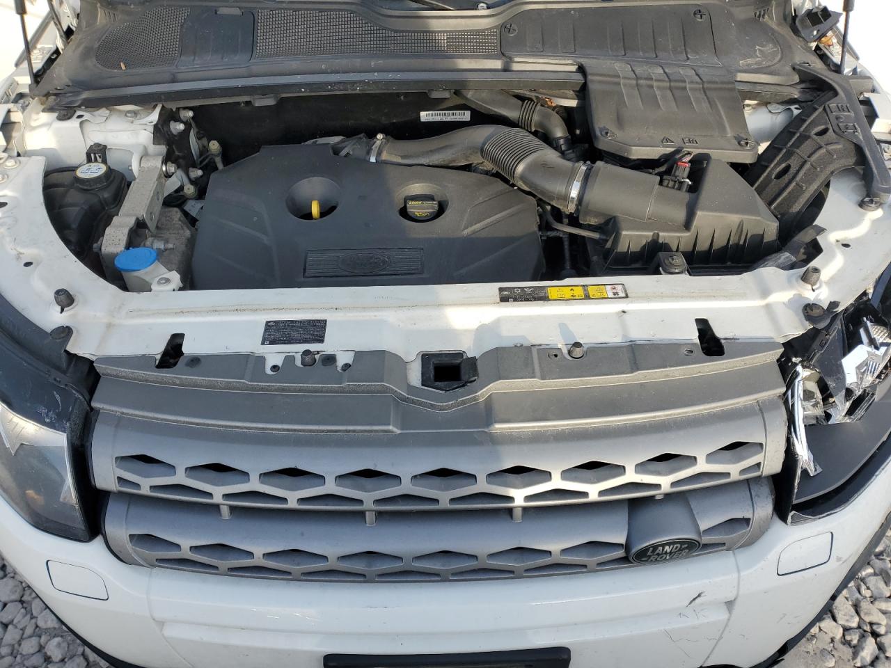 2015 Land Rover Range Rover - Image 12
