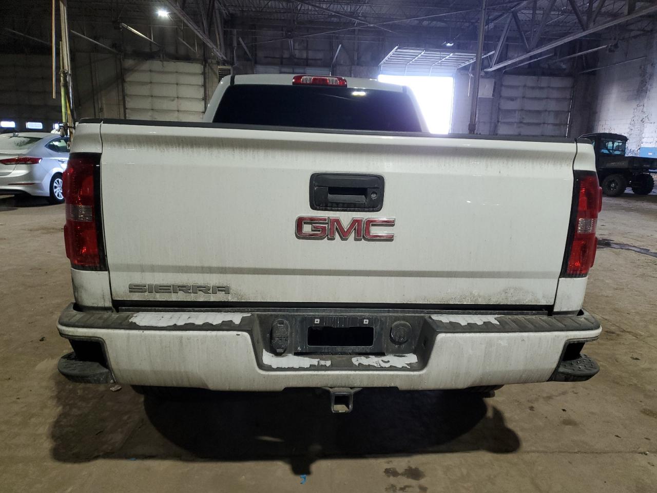 2017 GMC Sierra - Image 6